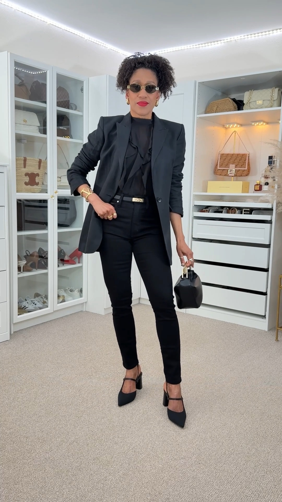 All black  outfit. 

 #LTKStyleTip

#LTKOver40 #LTKootd