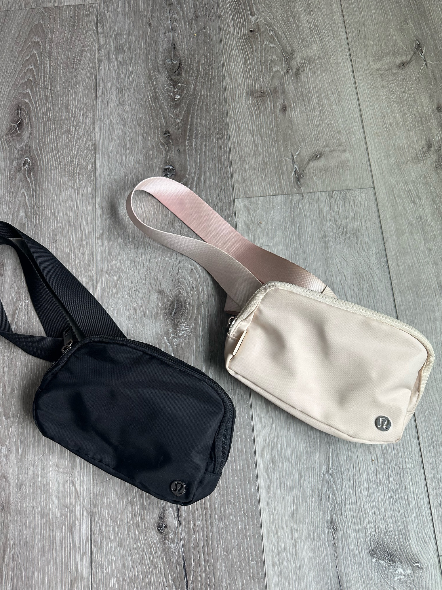 Lululemon gate find 🖤

#dhgate #dupes #designerdupe #lululemon

#LTKSeasonal #LTKActive #LTKItBag