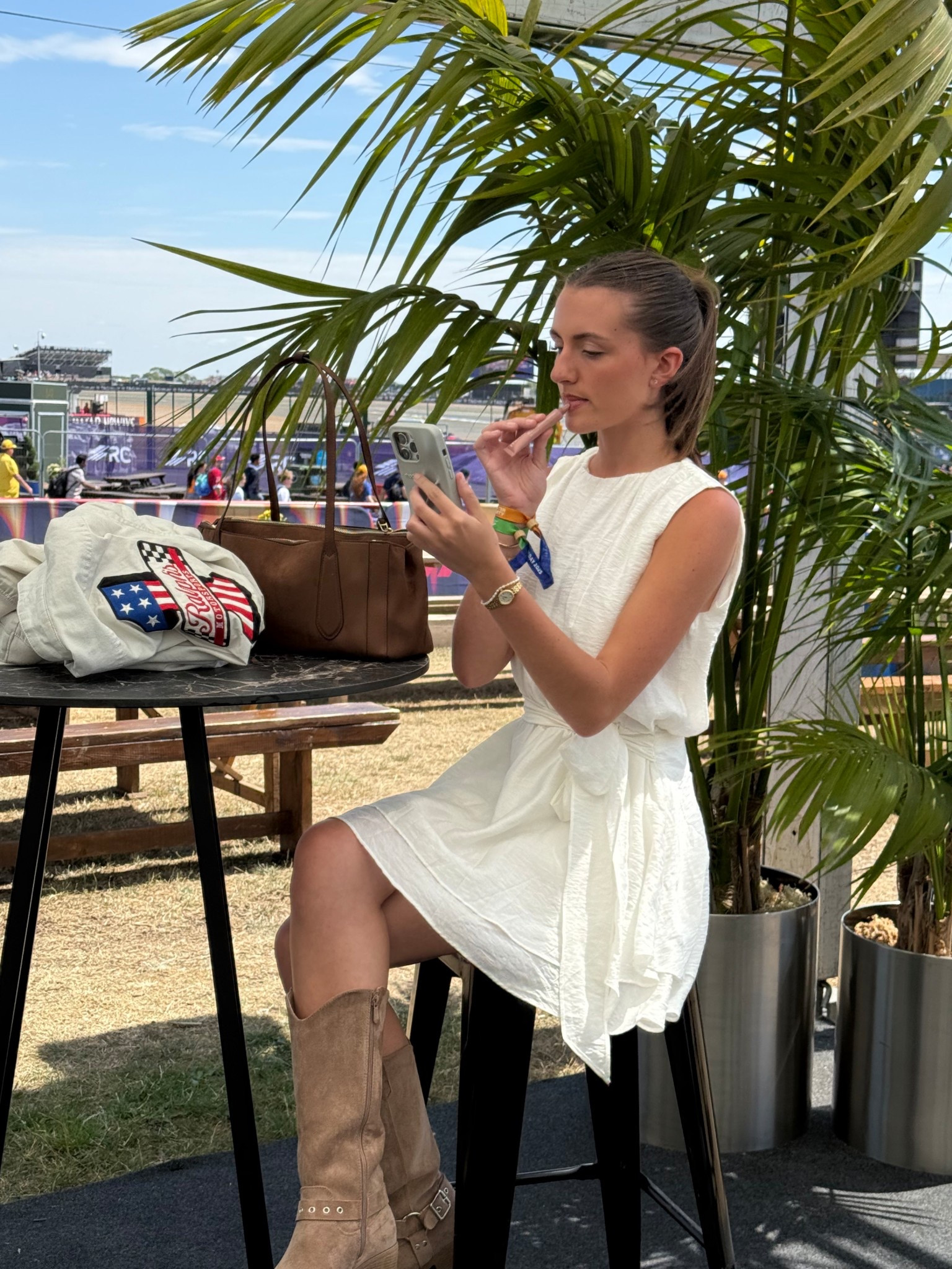 silverstone outfit day 2 🤎

white dress, brown suede bag, racing jacket, cowboy boots, h&m

#LTKuk #LTKsummer #LTKdresses