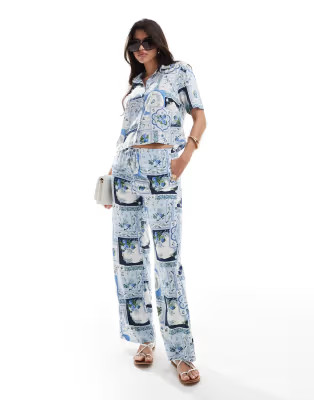 Abercrombie & Fitch co-ord tile print set in blue | ASOS (Global)