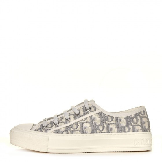 CHRISTIAN DIOR

Canvas Oblique Walk'N'Dior Low Top Sneakers 39 Grey Stone | Fashionphile
