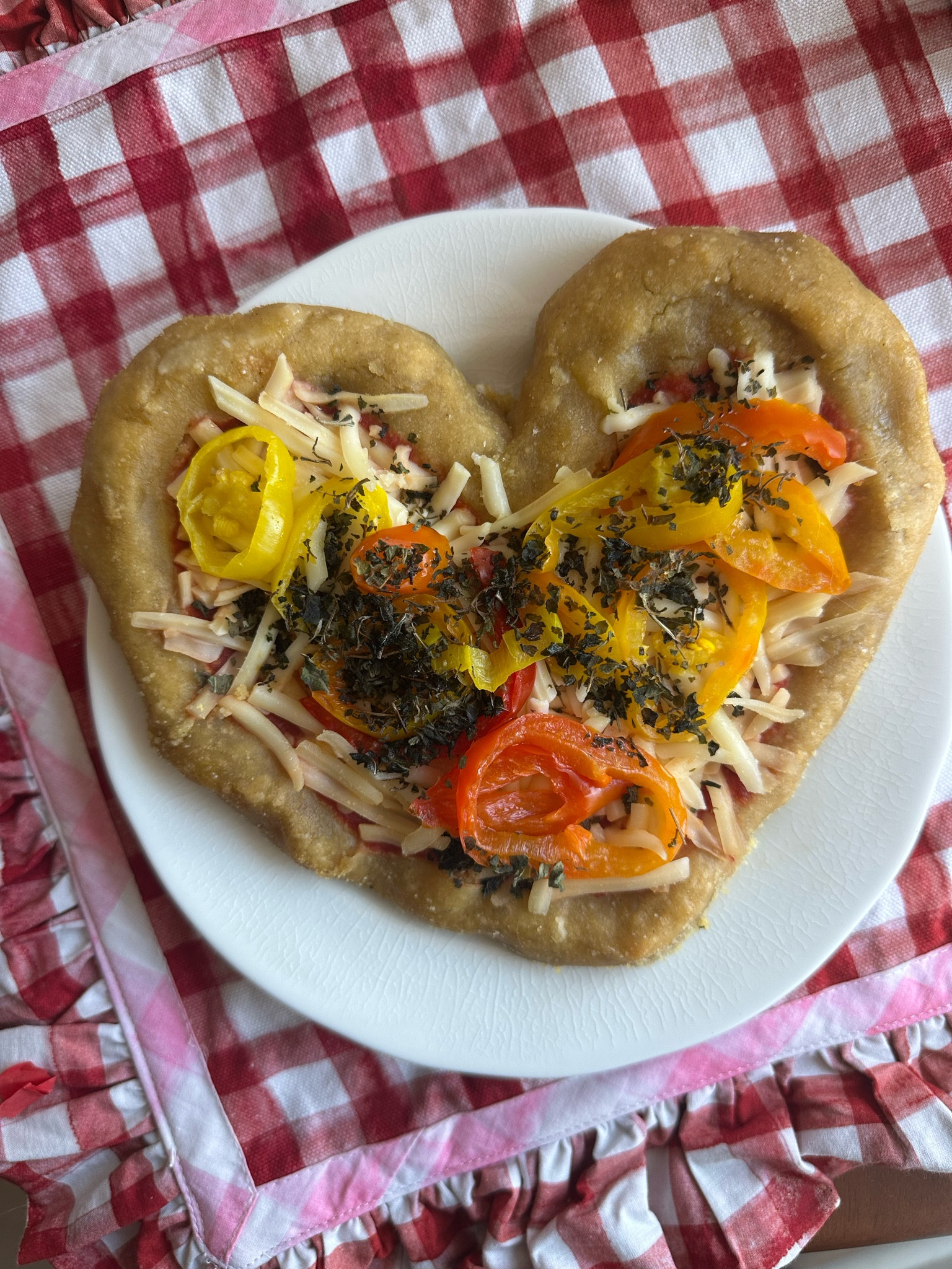 Pizzas taste better in the shape of a heart! ❤️

#LTKFindsUnder50 #LTKMostLoved #LTKSeasonal