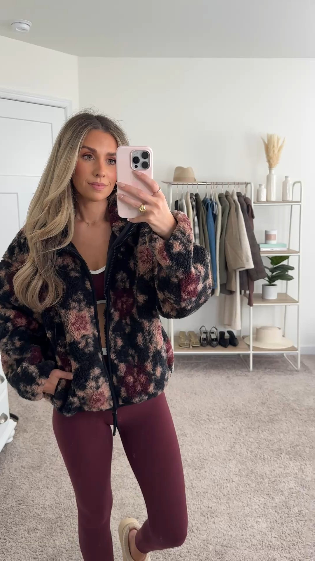 Athleisure wear is my favorite & im in love with this entire outfit. All on sale & AFLTK takes an extra 25% off! Size xs in everything 

Athleisure wear 
Active wear 
Workout set
Workout outfit 
Errands outfit 
Fall outfit 

#LTKFindsUnder100 #LTKActive #LTKFallSale