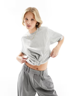 4th & Reckless knot front cropped T-shirt in gray | ASOS (Global)