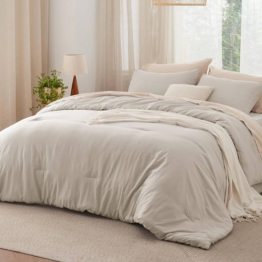 Bedsure Queen Size Comforter Set, Linen Soft Prewashed Bed Comforter for All Seasons, 3 Pieces Wa... | Amazon (US)