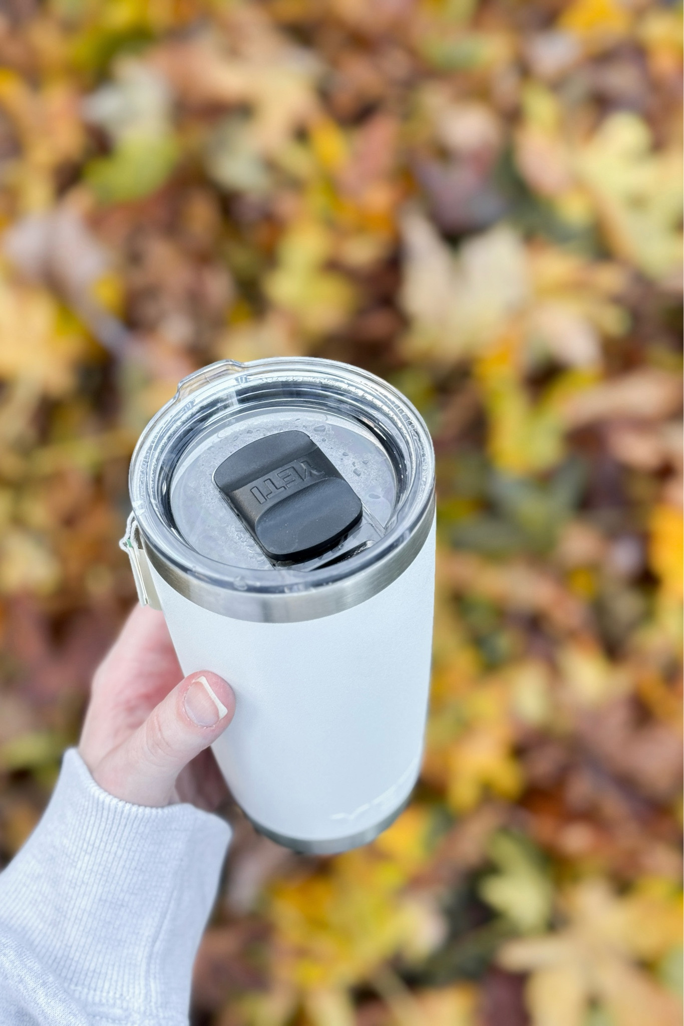 Normally, I’m a year-round iced beverage lover, but I’m currently feeling under the weather (preschool germs 🤧) and that means hot tea + honey. I wanted to keep my tea and a hot temperature while playing outdoors with my toddler and I was so happy to have my YETI to do that for me. 

The 20oz Rambler is the perfect “middle” size, in my opinion. It’s not mega, but it also holds a good amount of beverages and the mag slider cover helps retain the temperature + makes it easy to clean.