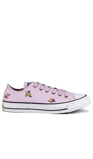 Chuck Taylor All Star Sneaker in Pale Amethyst | Revolve Clothing (Global)