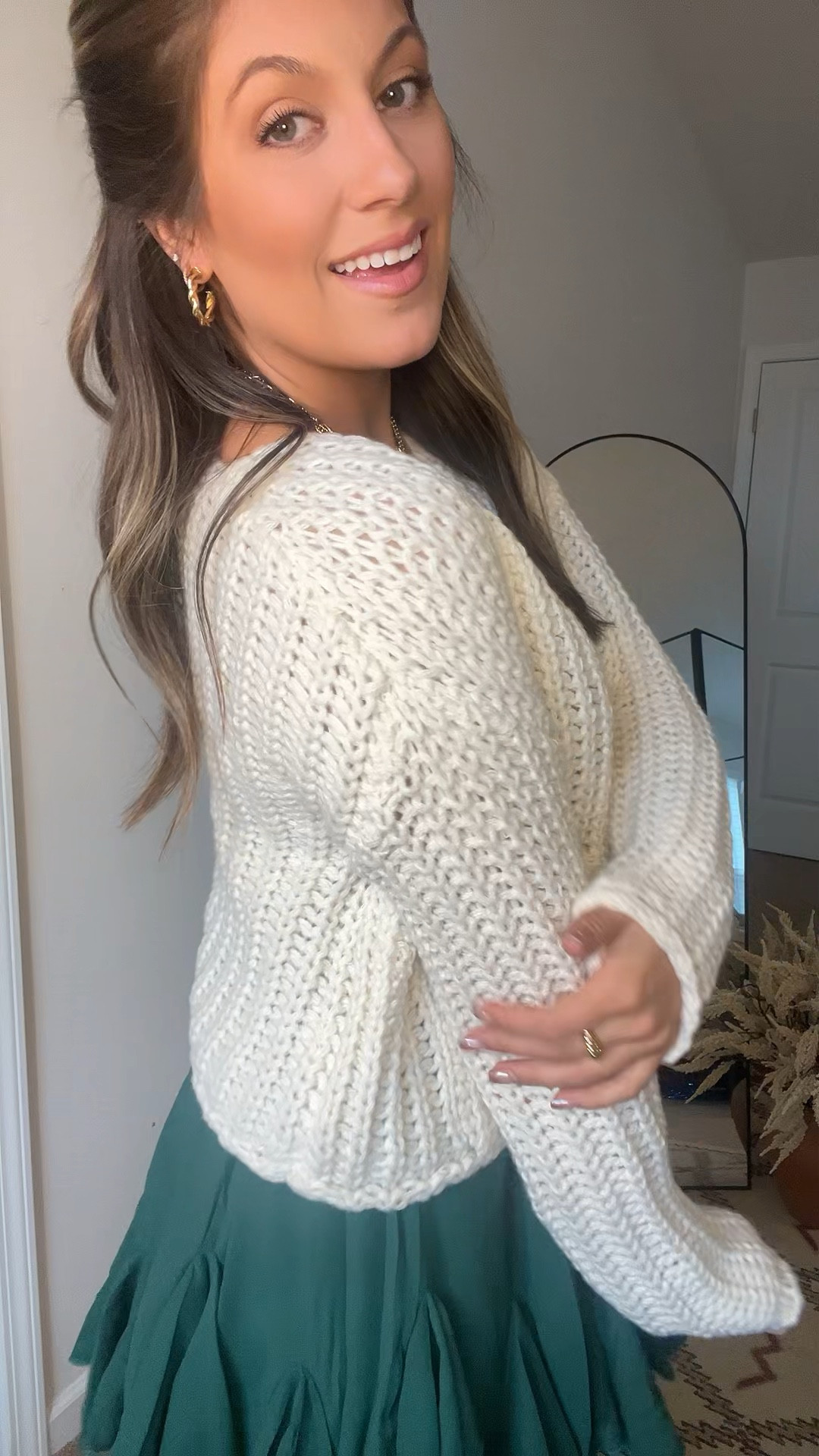 A little holiday outfit inspo 🎄

#holidayoutfit #amazonootd 

#LTKHoliday #LTKVideo #LTKSeasonal