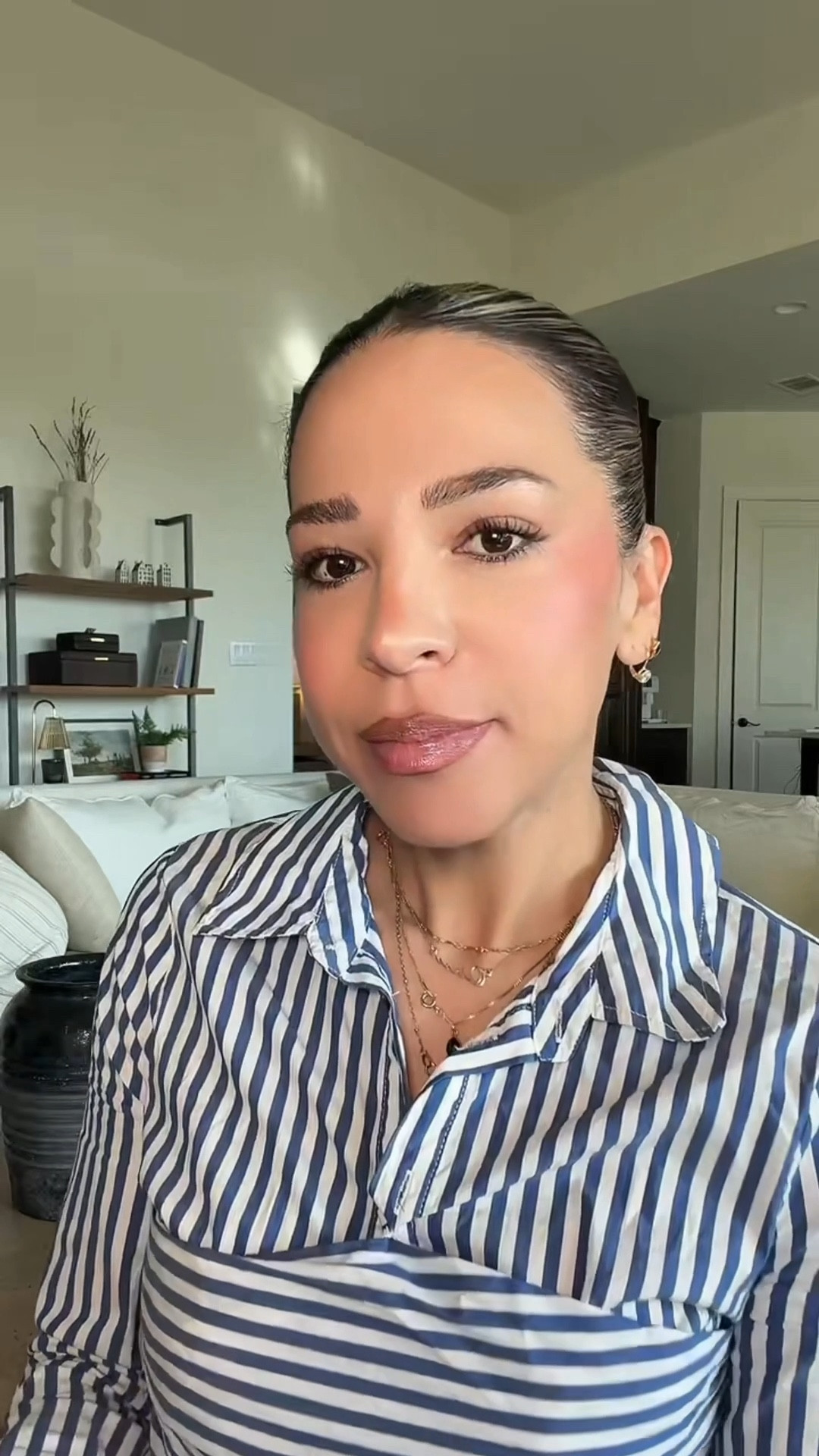 5 minute makeup routine for everyday 

#LTKBeauty #LTKmorningroutine #LTKgrwm