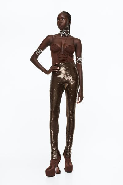 Sequined leggings | H&M (UK, MY, IN, SG, PH, TW, HK)