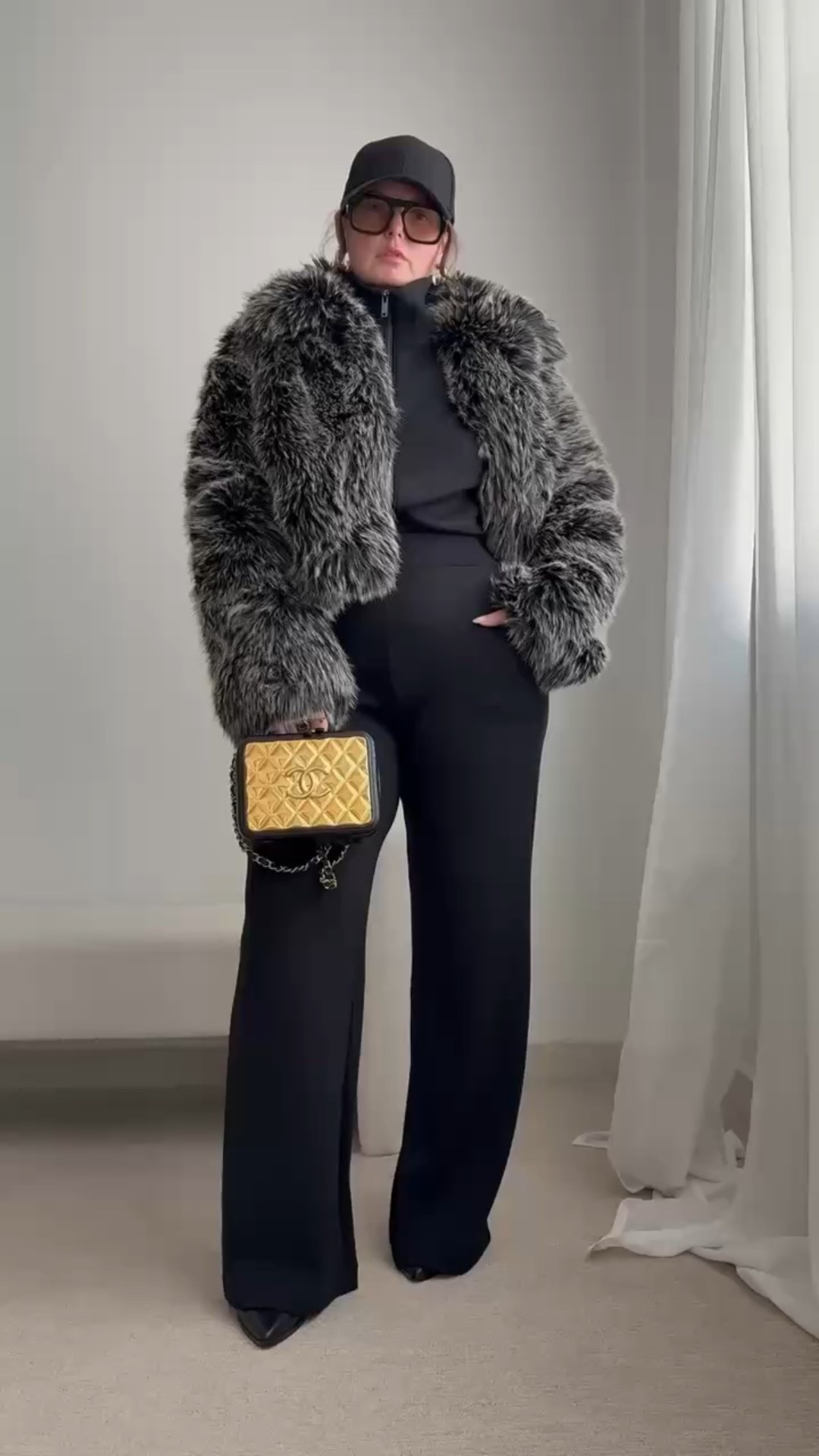 Winter outfit 
Faux fur jackett

#LTKActive #LTKSeasonal