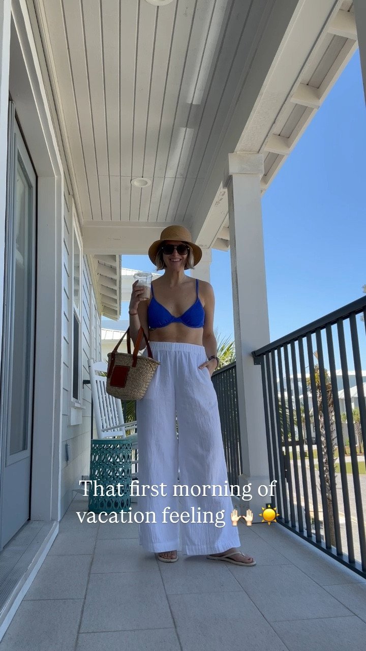 Linen pants, a must for any wardrobe & perfect for the beach! 

Suit- medium 
Pants- small 

#LTKStyleTip #LTKSeasonal #LTKSaleAlert