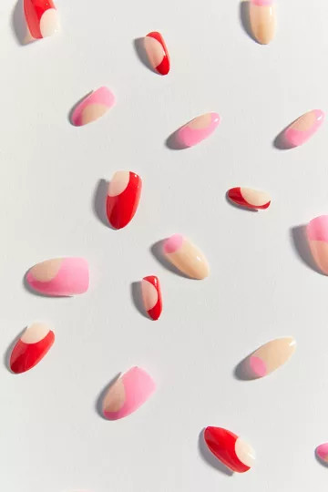 SHRINE Press-On False Nails Set | Urban Outfitters (US and RoW)