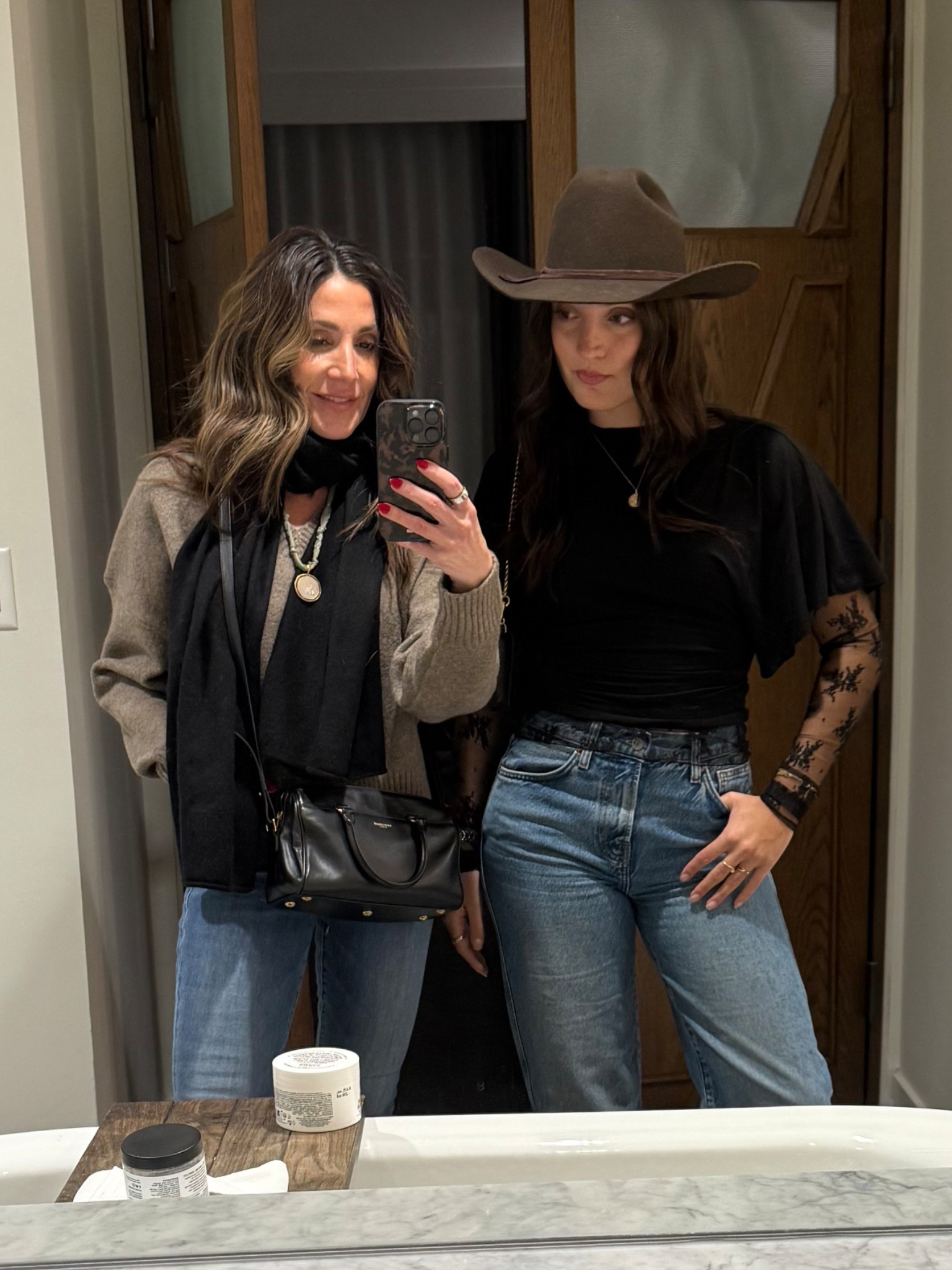 My daughter’s impromptu layered look 🔥 Perfect for a night out in Nashville!

#LTKootd