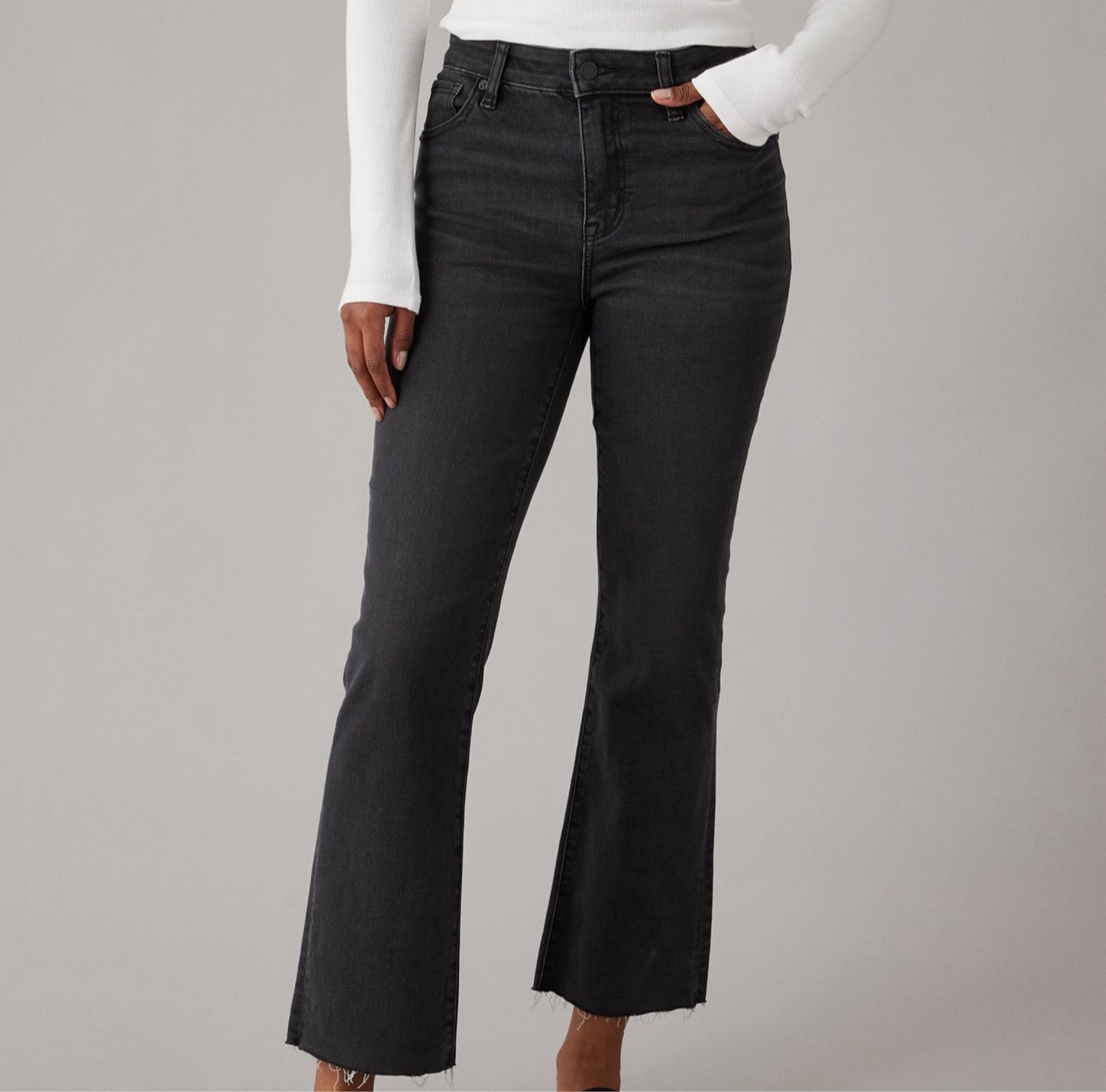 These jeans!! 😍 Also perfect for Spring! Cute crop length, high rise and lots of stretch! So cute + comfy!

#LTKSeasonal #LTKSpringSale #LTKover40