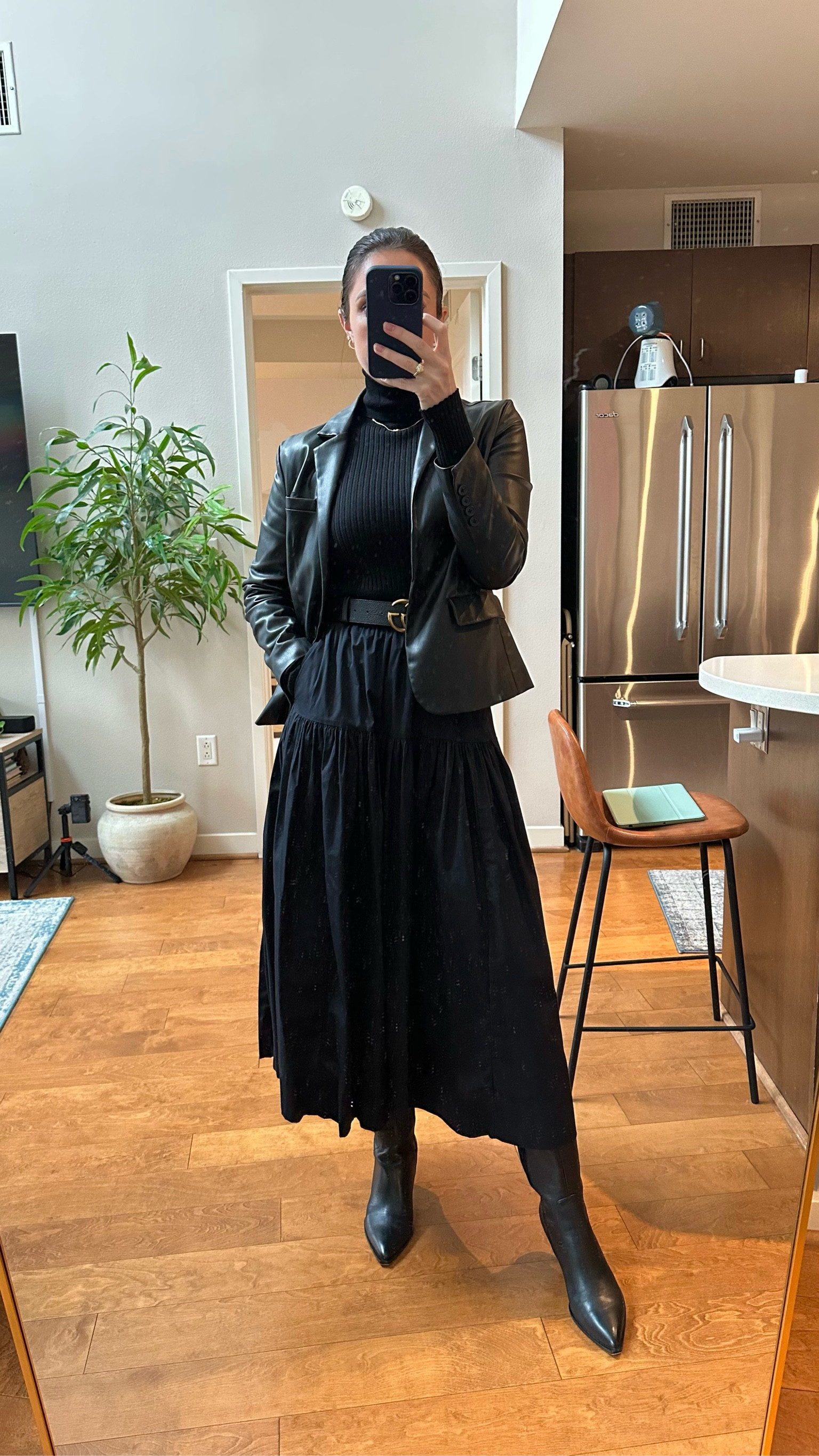 Ribbed turtleneck S
Black maxi skirt S
Gucci GG belt 
Leather blazer 
Black knee high boots 7.5

#LTKShoeCrush #LTKWorkwear #LTKFindsUnder100