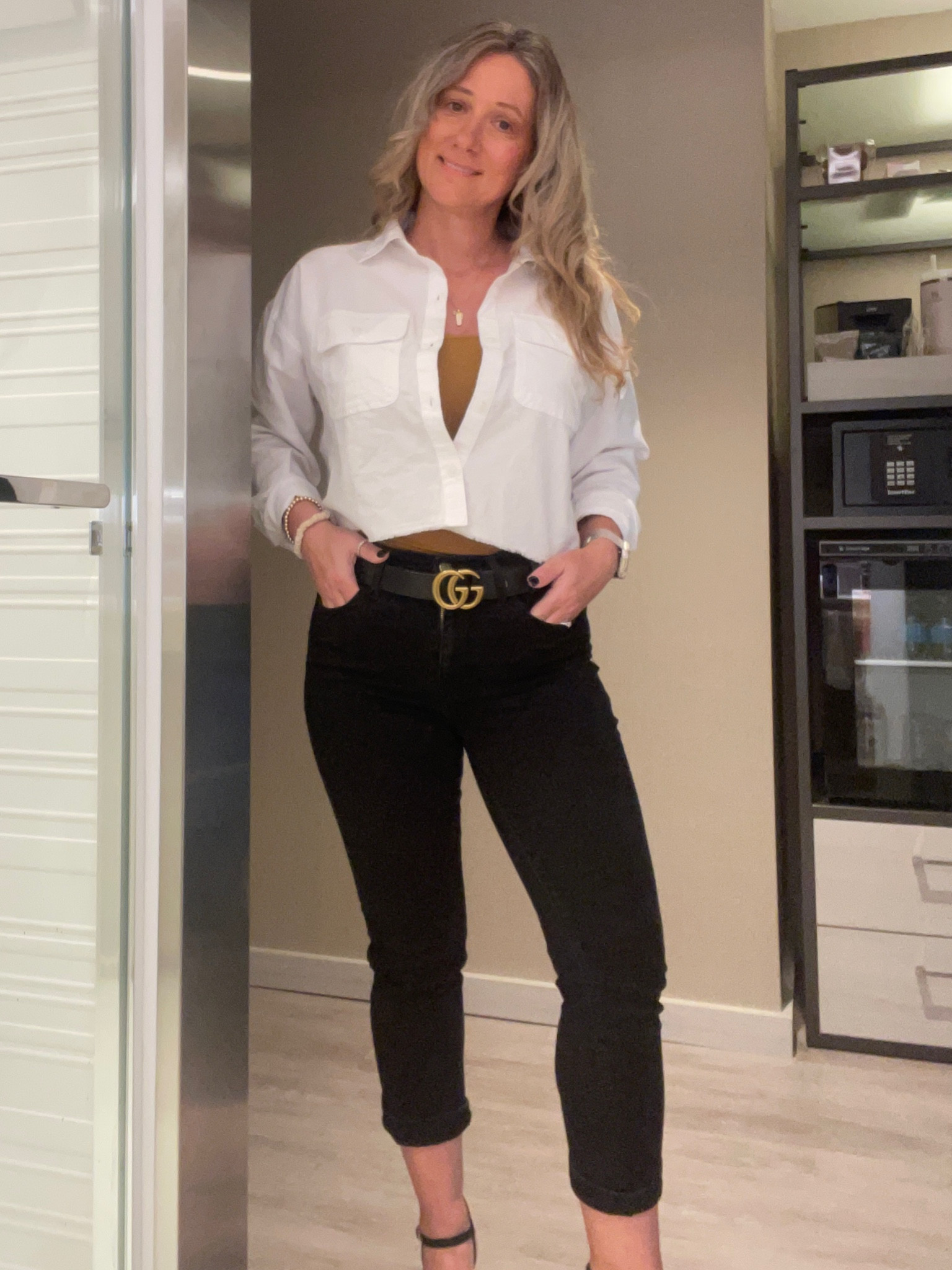 Long sleeve cropped button down shirt Wild Fable - White Small 

#LTKworkwear #LTKstyletip