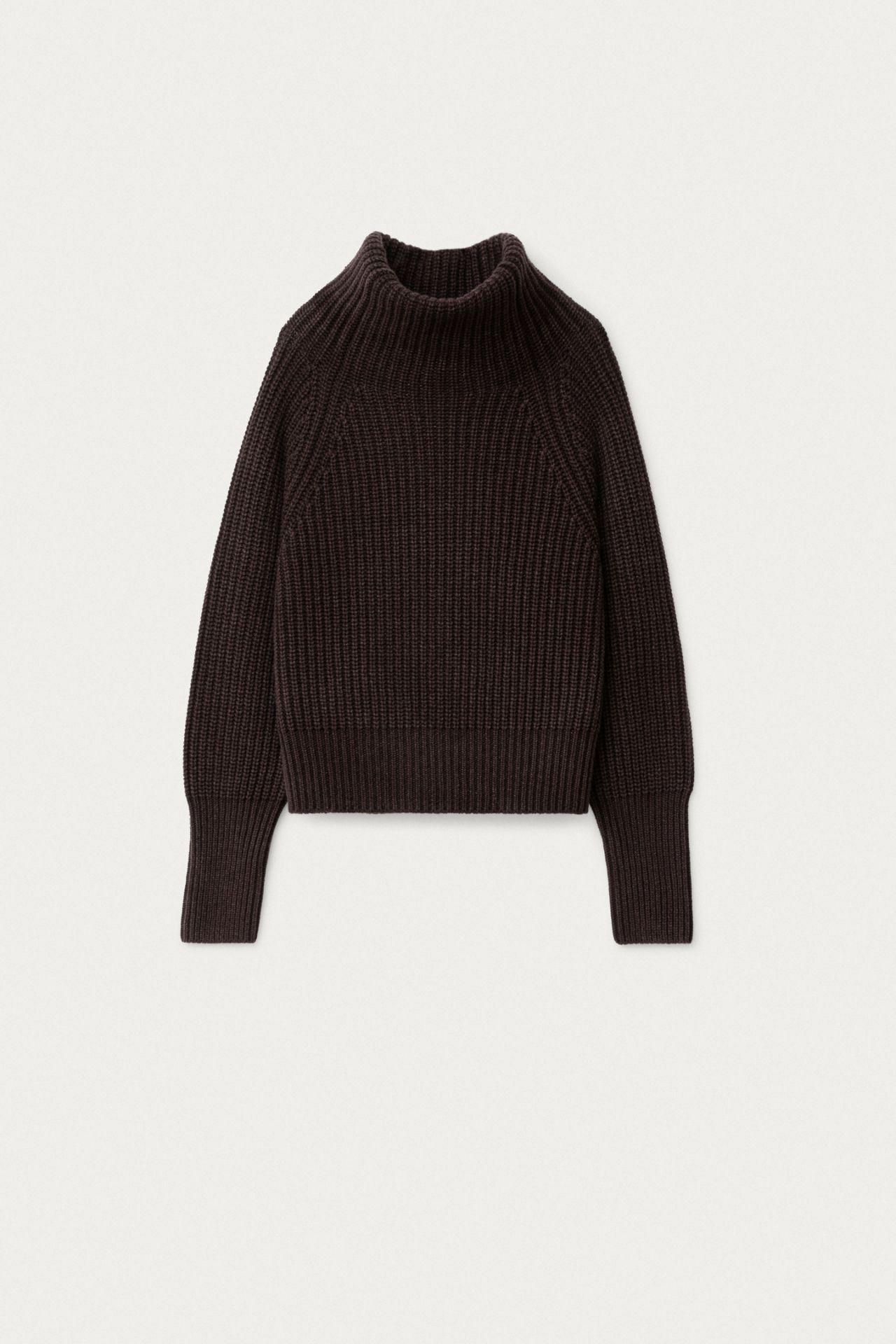 CRYSTAL


Stonewashed Cashmere Sweater | Iris von Arnim