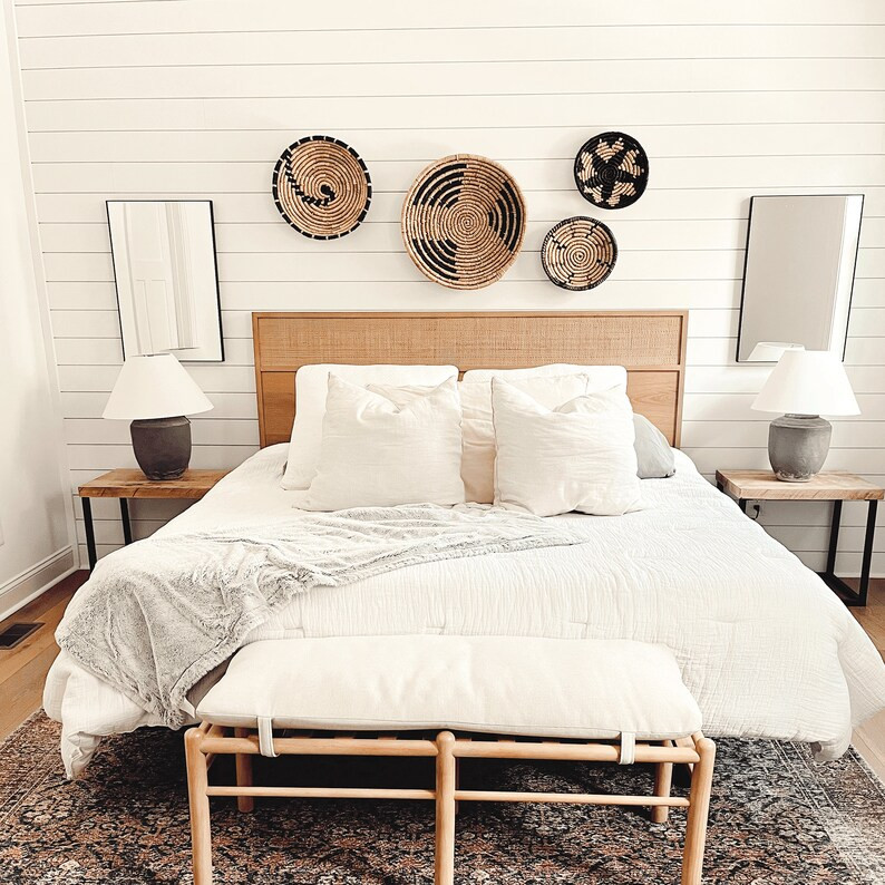 Wall Basket Décor, Set of 4 Oversized, Hanging Woven Seagrass Flat Baskets,  Round Boho Wall Bas... | Etsy (US)