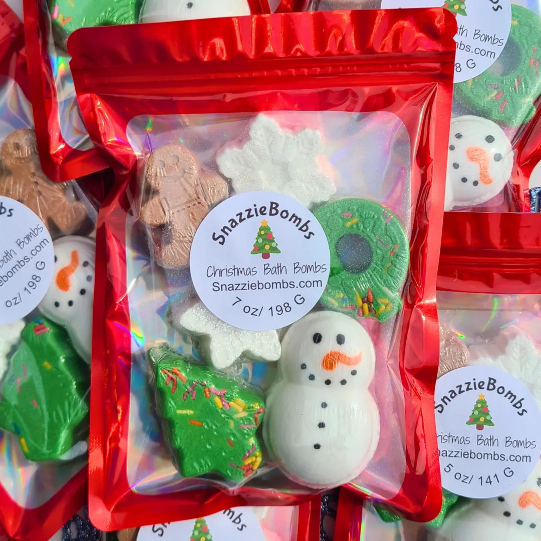 Christmas Bath Bombs: Party Favors, Bath Fizz, Snowman, Christmas Tree, Snowflake, Gingerbread, W... | Etsy (US)