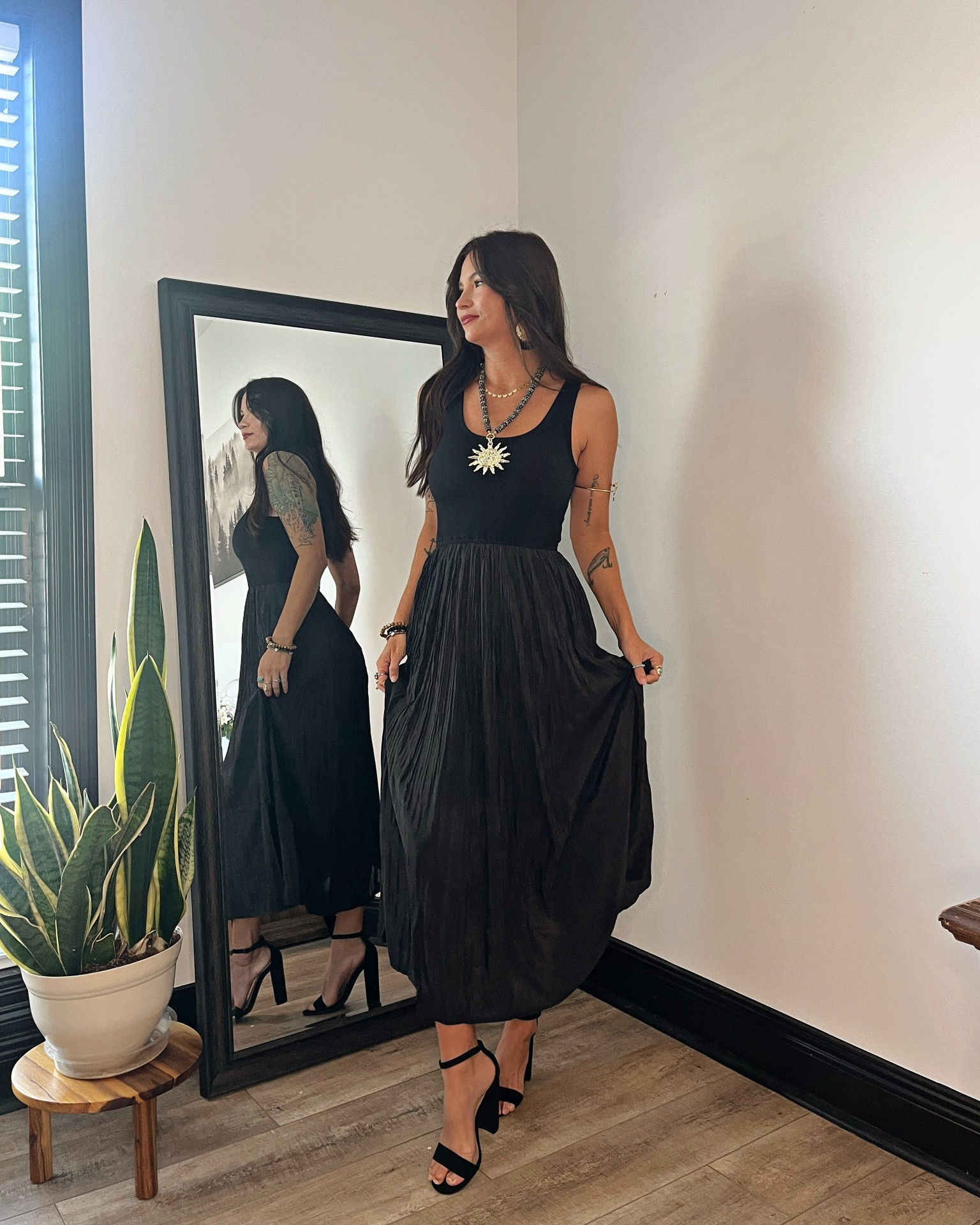 Black midi dress has been restocked! Also available in a white/cream color

#LTKgrwm #LTKootd #LTKSeasonal