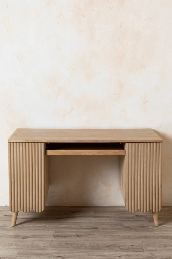 Lucca Reeded Desk | Cura Home