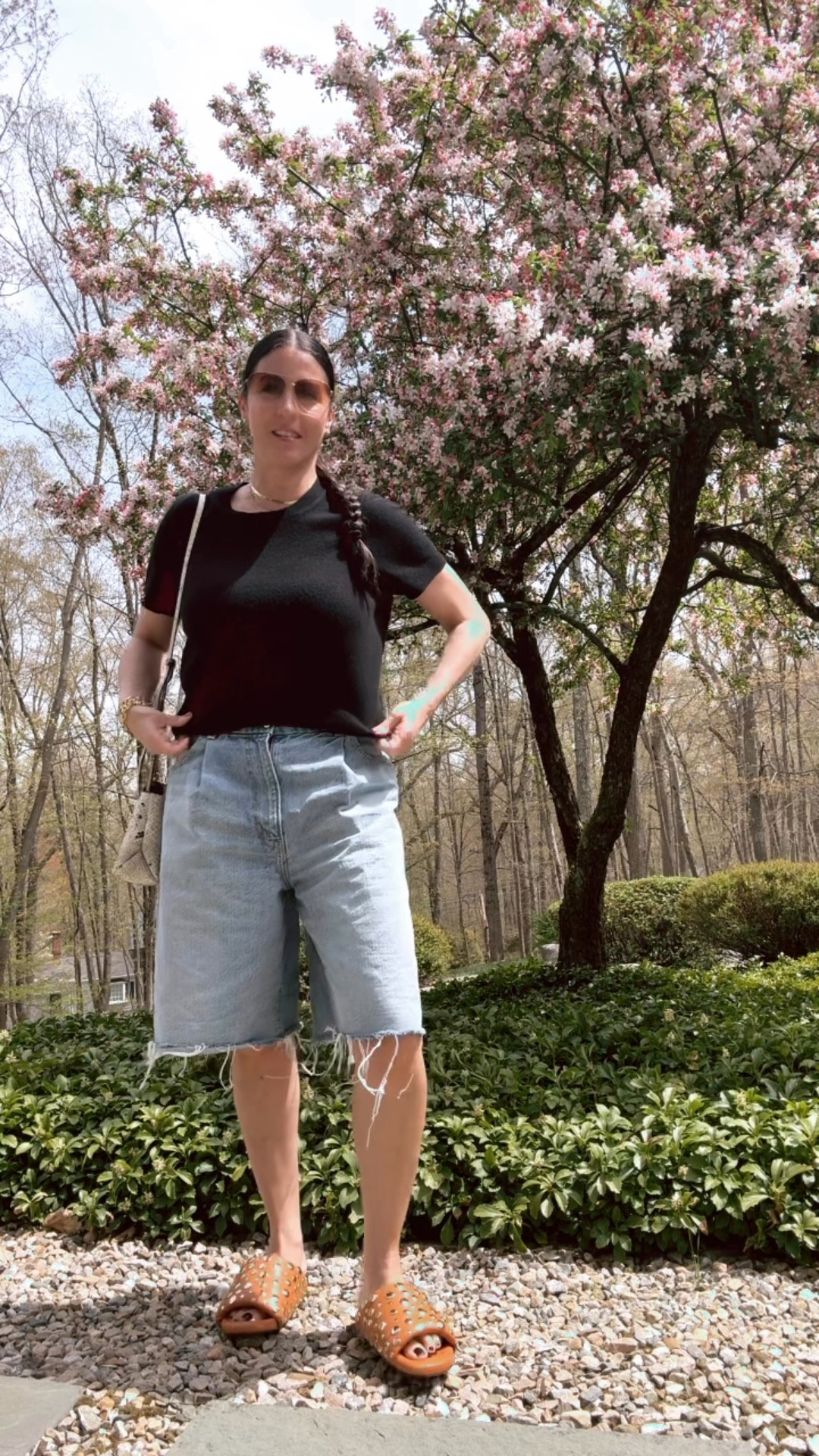 Bermuda shorts, cashmere tee and slides 🌼

#LTKSeasonal #LTKOver40 #LTKStyleTip