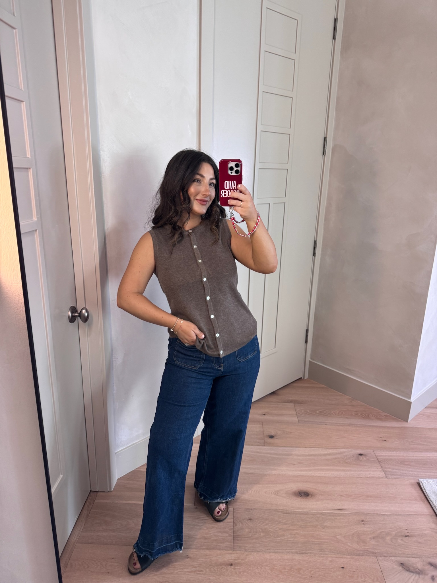 Perfect layer for late summer to early fall! Top size small, jeans size 28 in ankle length 

5'0" 140lbs
Petite friendly

#LTKdayinmylife #LTKootd #LTKPetite