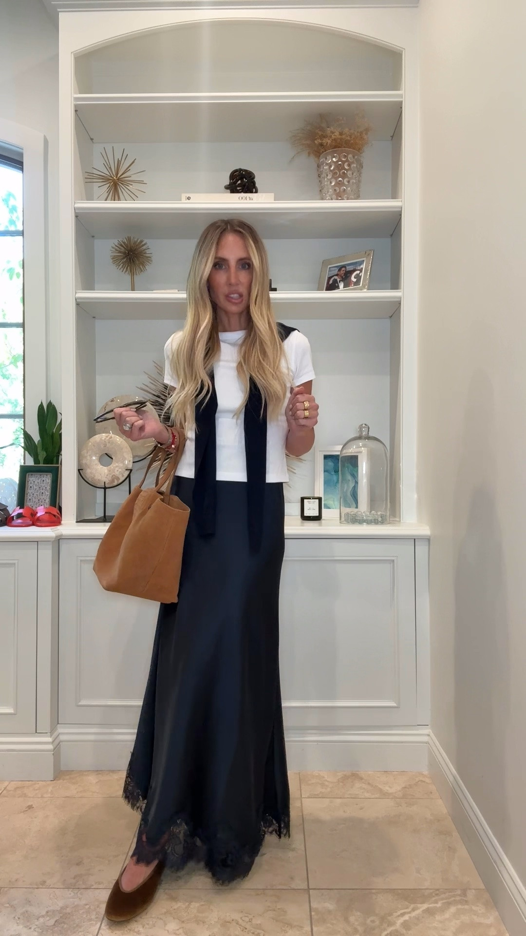 This skirt completely exceeded my expectations! It is so flattering and beautiful! 

Height: 5’6
Weight: 115 pounds
Top size: small
Skirt size: small
Shoe size: 8.5

Fall fashion, fall outfit, trendy fashion, Tuckernuck, women’s fashion, women’s skirt

#LTKootd