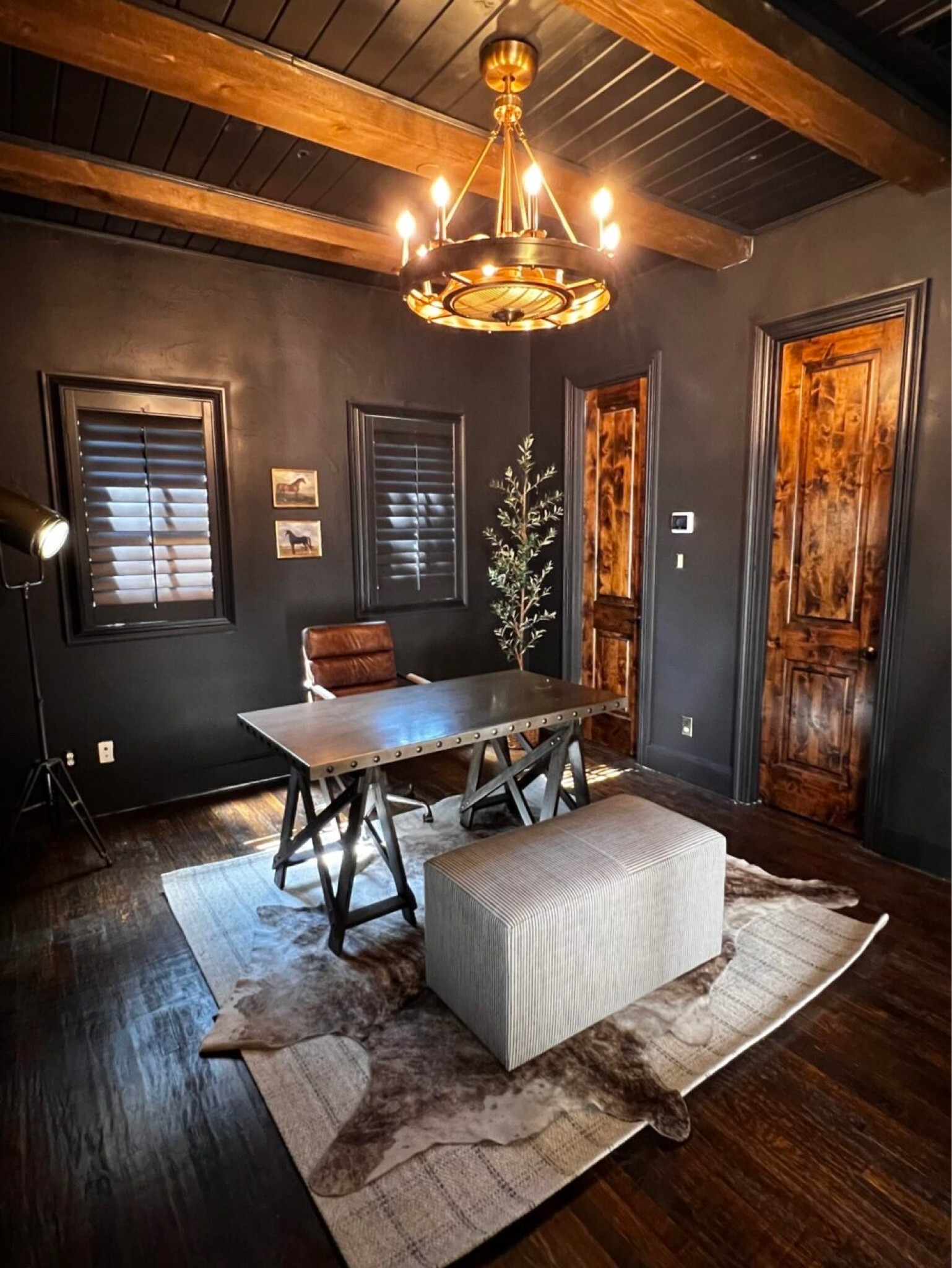 Modern Home Essentials 


Home  Home guide  Home style guide  Home inspo  Ceiling fan  Fans for home  Home essentials  Home fans  Ceiling fans  Modern home

#LTKstyletip #LTKhome #LTKMostLoved