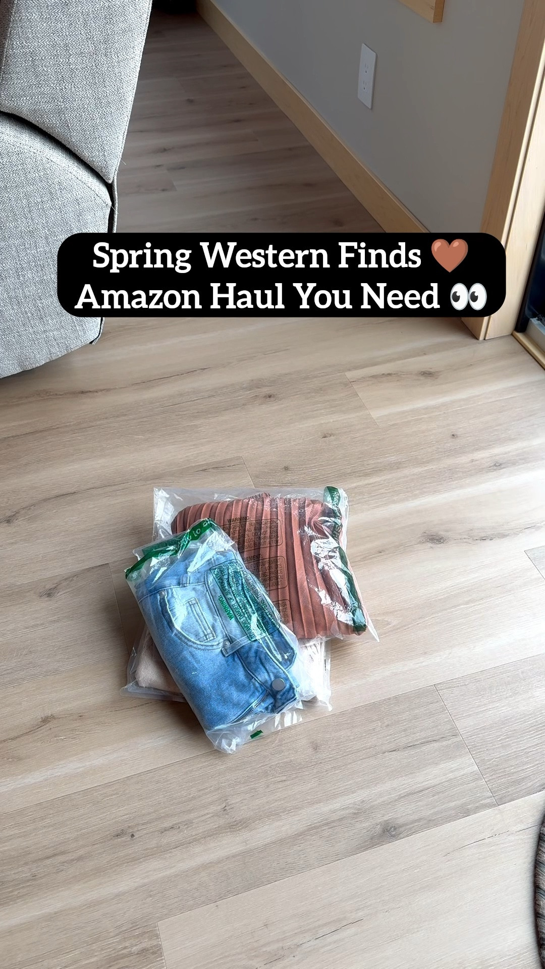 Spring western finds just landed 🤎

I ordered a mix of western-inspired Amazon pieces I’ve been seeing everywhere lately —sweater vest, accessories, and a few outfit staples that are so good for spring.

Everything linked here and the try-on is coming next 👀

If you love modern western style, these are definitely worth a look 🤎

#LTKSeasonal #LTKFestival #LTKSpringSale