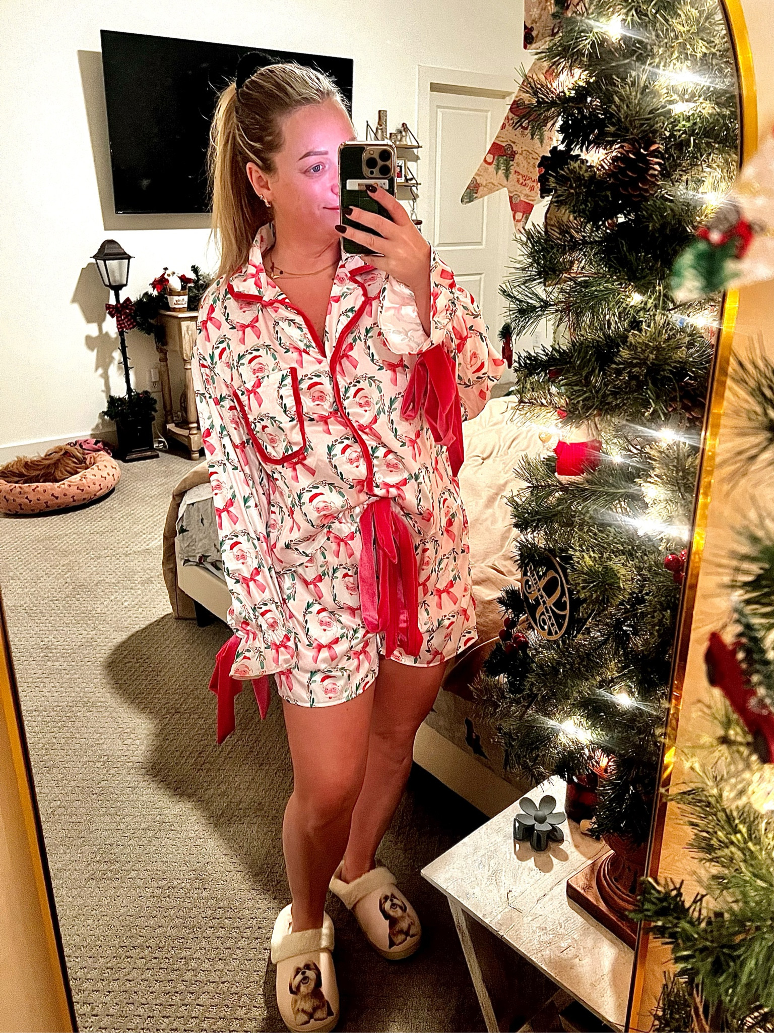 Cutest Santa 🎅🏼 silkies with velvet bows! Wearing a medium, could have done a small but I like it’s a little oversized. 

#LTKHoliday #LTKGiftGuide #LTKSeasonal