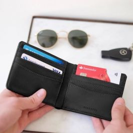 Black Wallet | Stackers