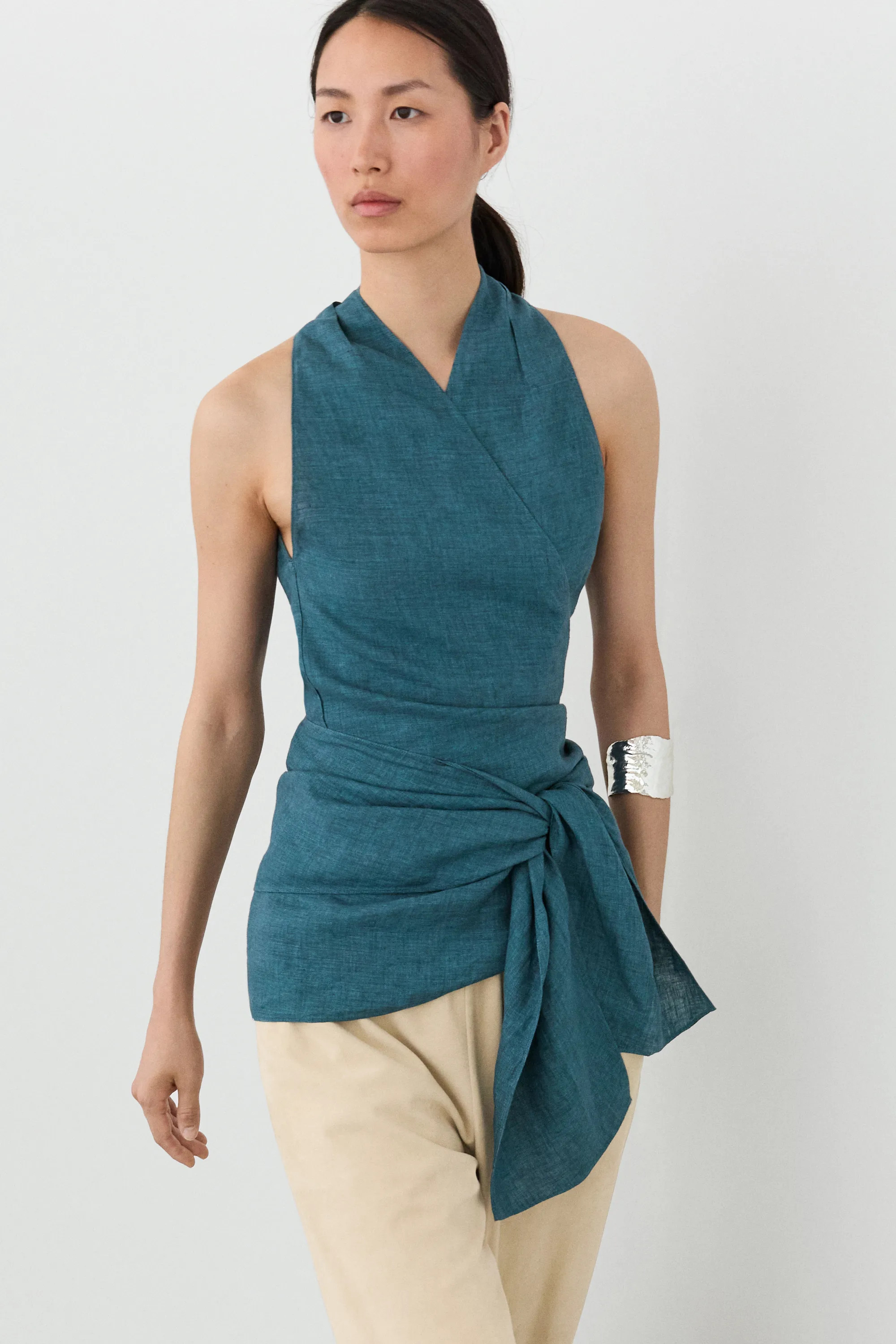 100% linen surplice top with tie detail | Massimo Dutti UK