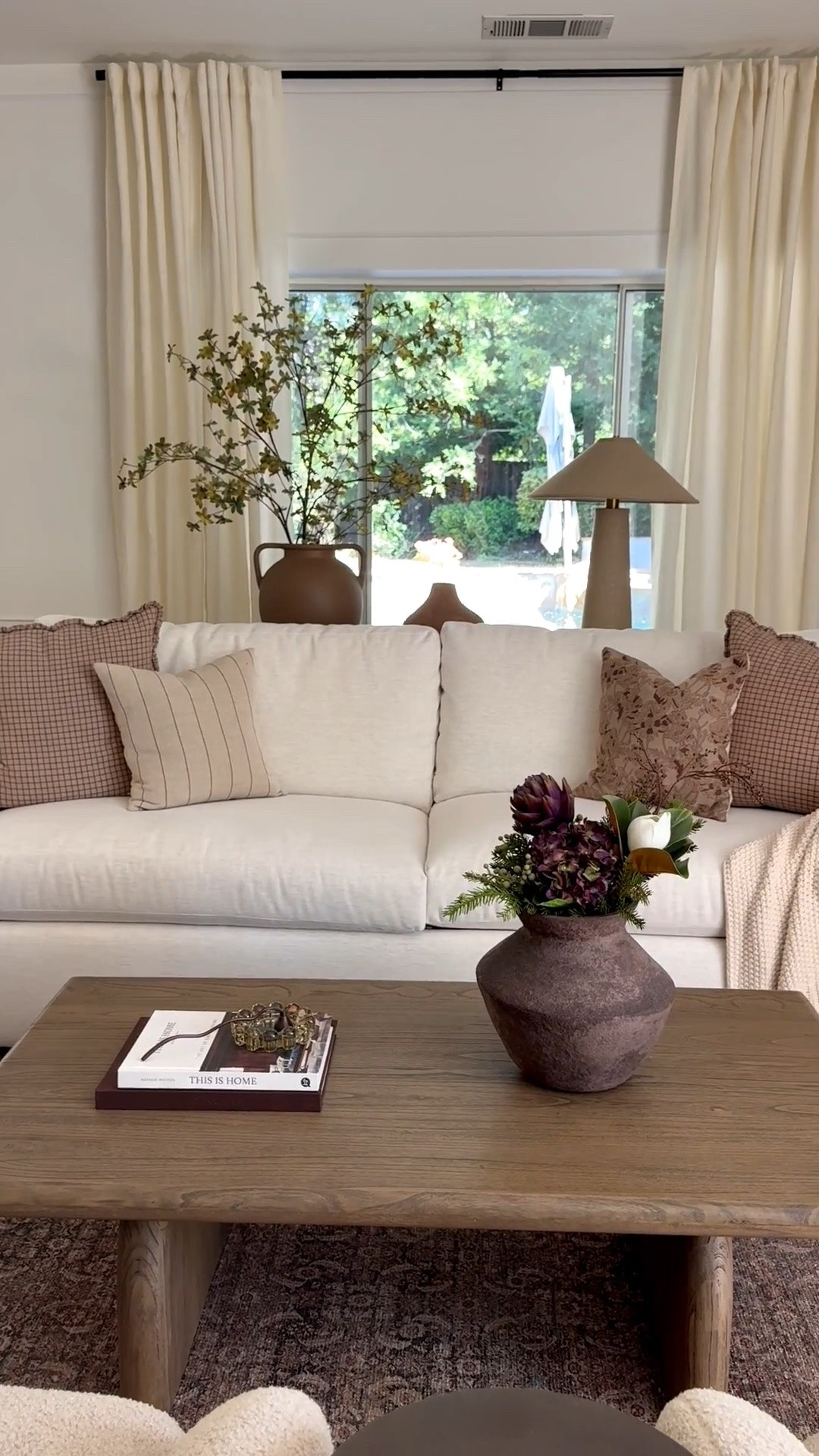 #ad The easiest way to make your sofa feel warm and cozy? A beautiful pillow combination. These pair so well together and also look beautiful styled on a bed. Sharing a few of my favorite @wayfair throw pillows.

#wayfair #wayfairpartner

#LTKSeasonal #LTKHome #LTKU