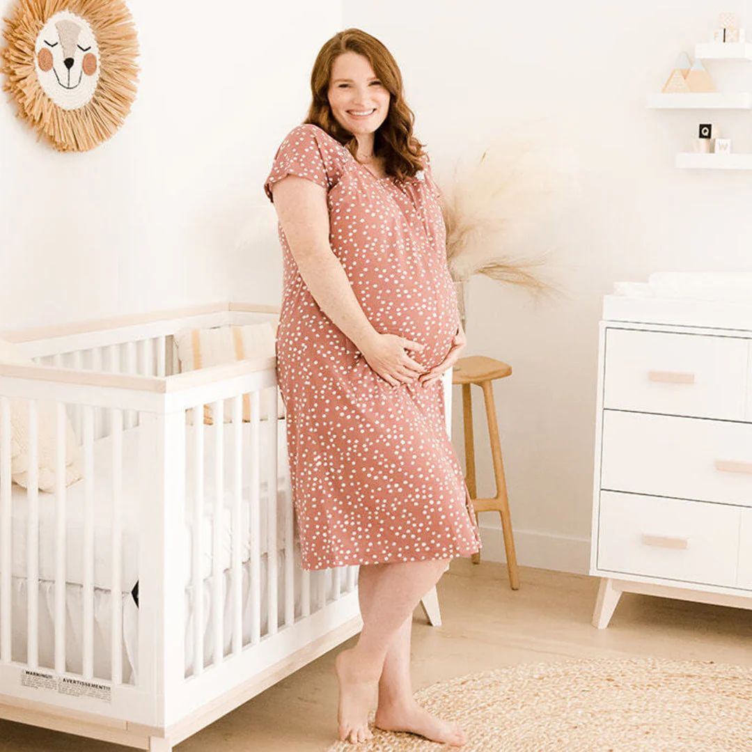 Universal Labor & Delivery Gown | Kindred Bravely