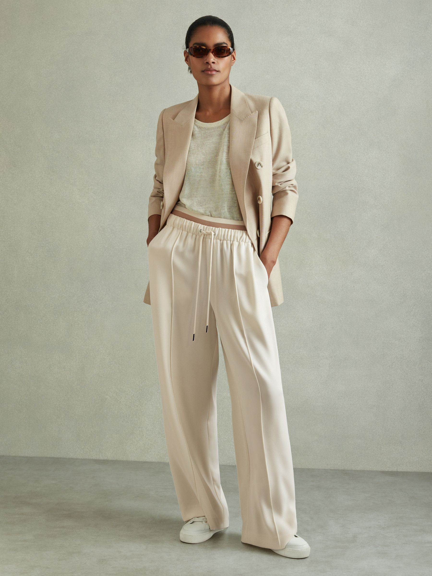Waistband Detail Wide Leg Trousers in Cream | Reiss UK