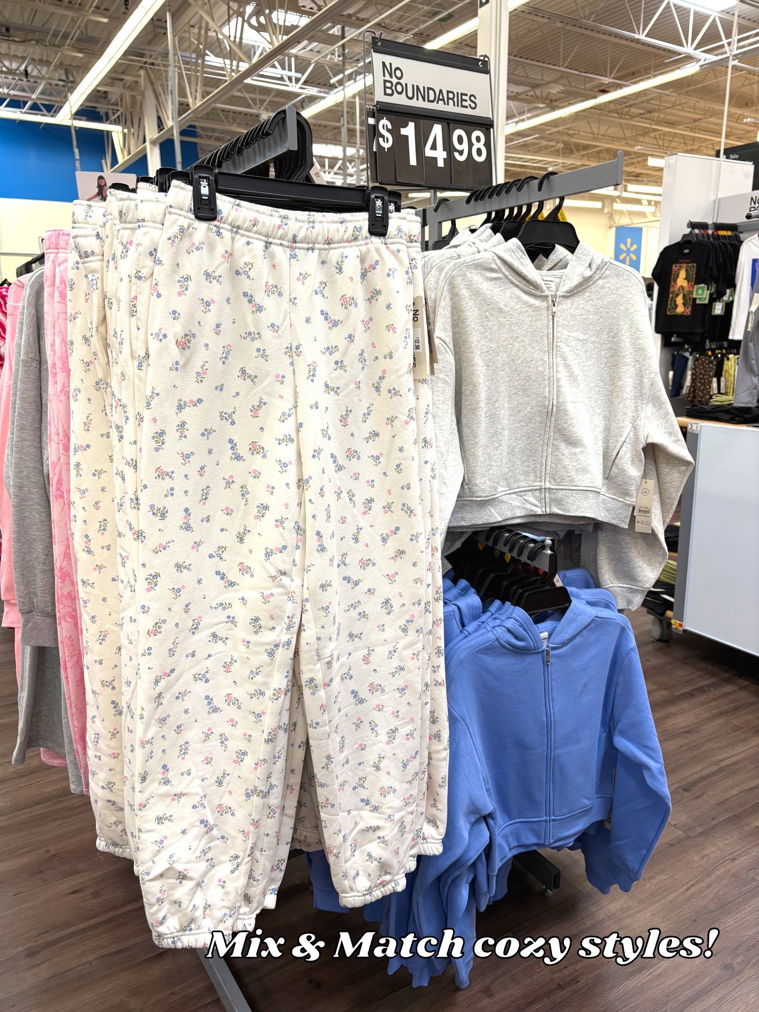 No Boundaries fleece zipper crop zip up hoodies & joggers #noboundaries #fleecesweatshirts #walmartstyle

#LTKHome #LTKActive #LTKTravel