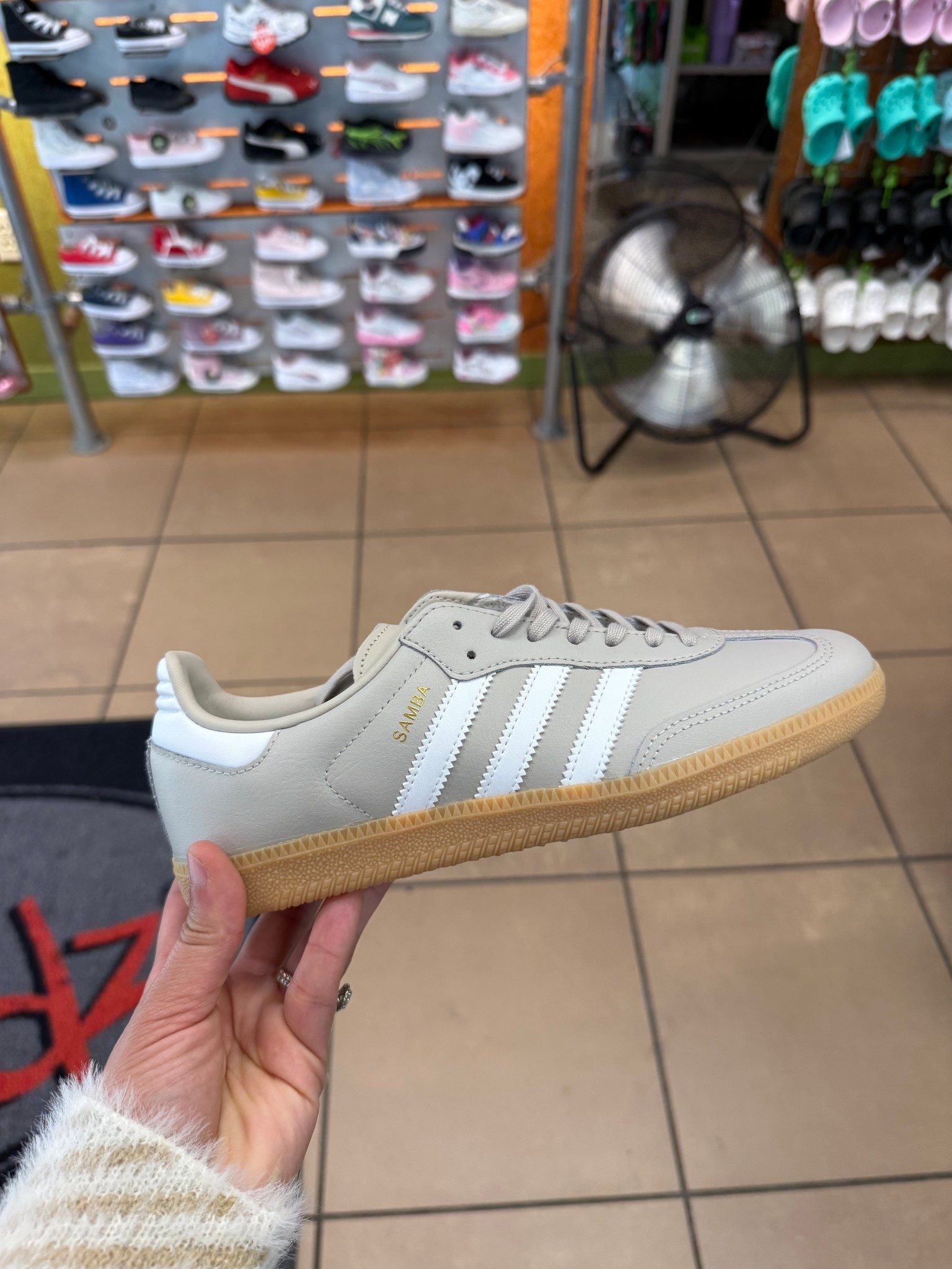 If you’re looking for a neutral, comfortable sneaker for this season, look no further. This is a shoe that goes with everything. 

#LTKHoliday #LTKGiftGuide #LTKFindsUnder100