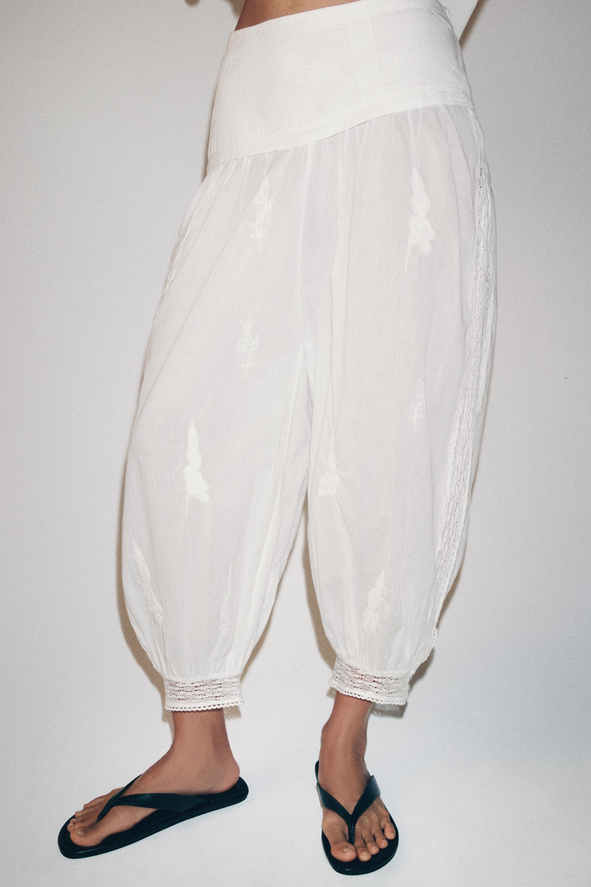 ZW COLLECTION EMBROIDERED BLOOMER PANTS | Zara US