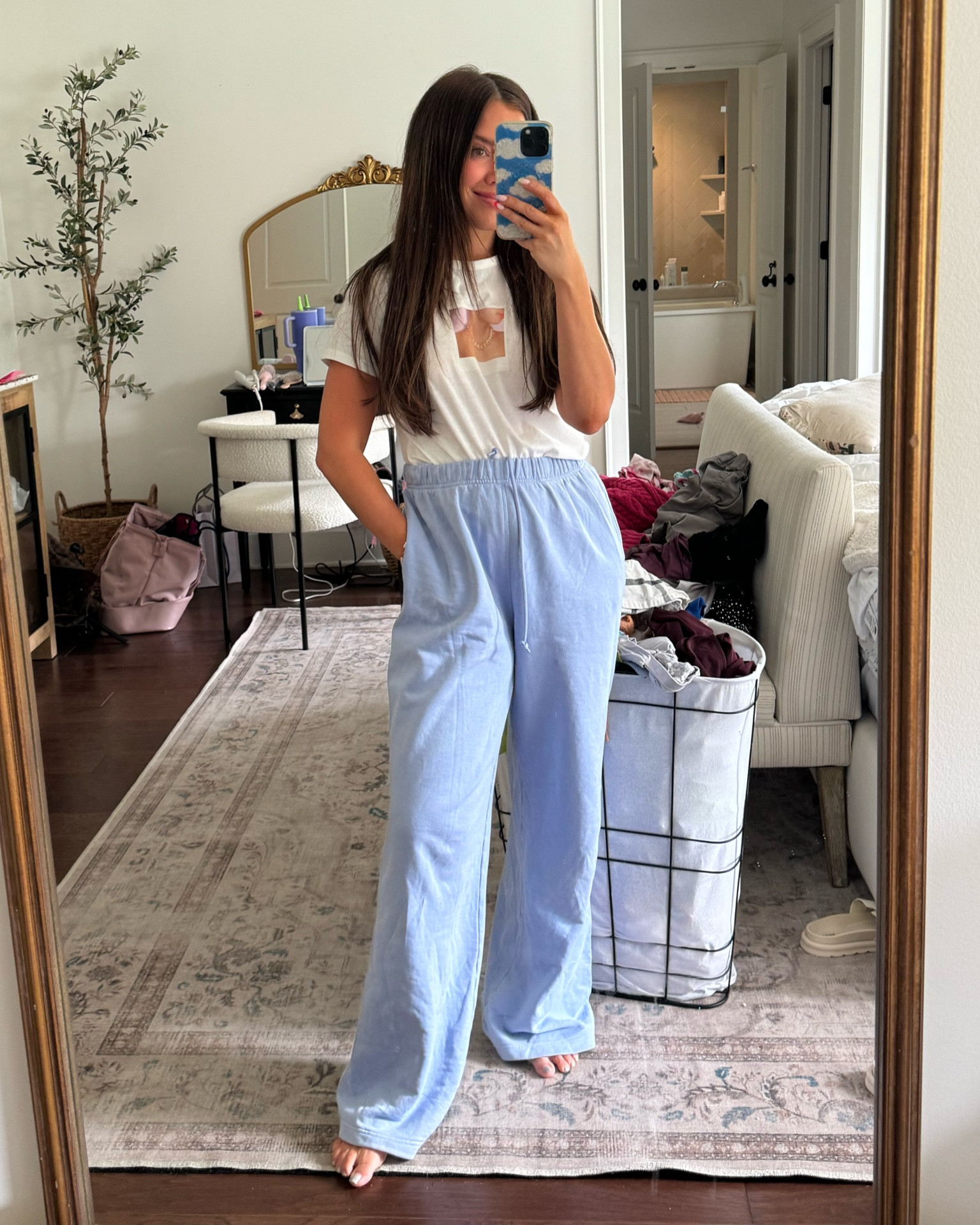 Daily outfit mom style cute sweat pants travel wear airport outfit cute outfits 

#LTKFindsUnder100 #LTKActive #LTKStyleTip