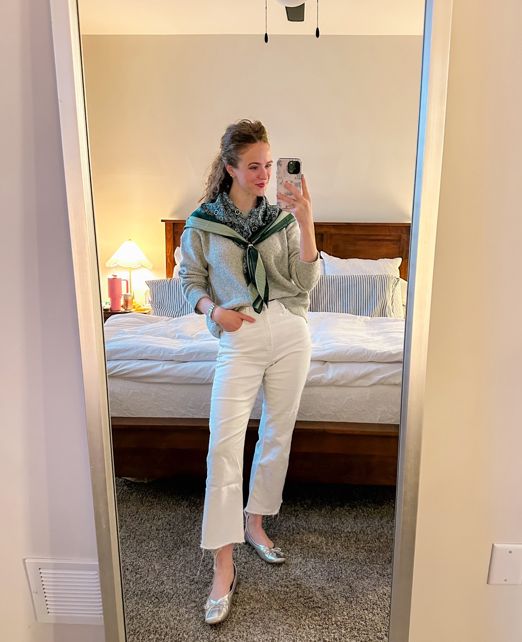 Another day - another silk scarf!! I tied this one with a little scarf ring so it would sit nicely on my shoulders!

#LTKootd