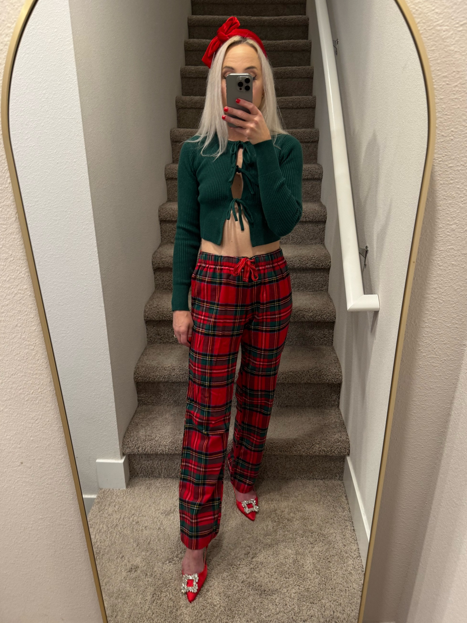 Holiday Outfit Inspo 🎁



#LTKSeasonal #LTKHoliday #LTKFindsUnder50