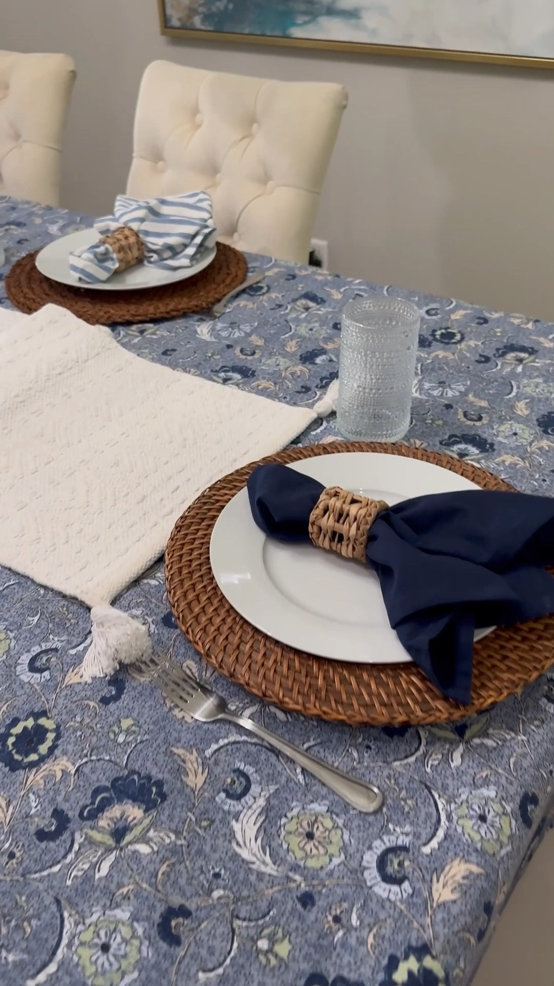 Cute tablecloth, cloth napkins, tabletop decor, place setting, home entertaining

#LTKHome #LTKdayinmylife #LTKstorytime
