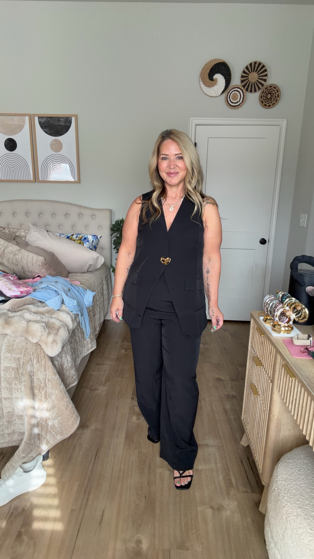 Size large 

#LTKMidsize #LTKOver40 #LTKPetite