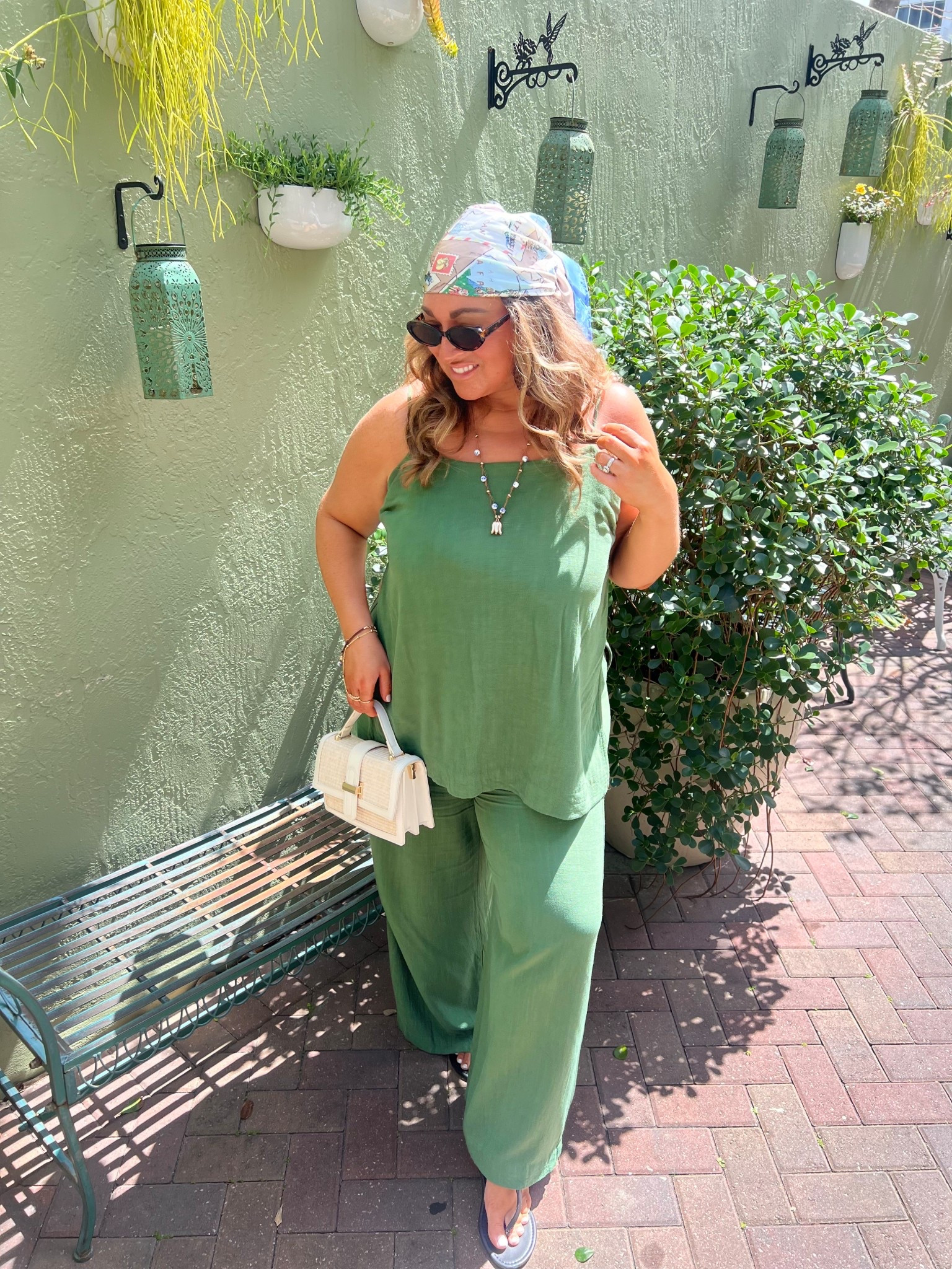 Spring looks currently trending 
Spring Break Vacation Edition 
Amazon two piece set 
+ headscarf & jewelry from American eagle + aerie 
Sunglasses & purse from Amazon 

#LTKSaleAlert #LTKootd #LTKTravel