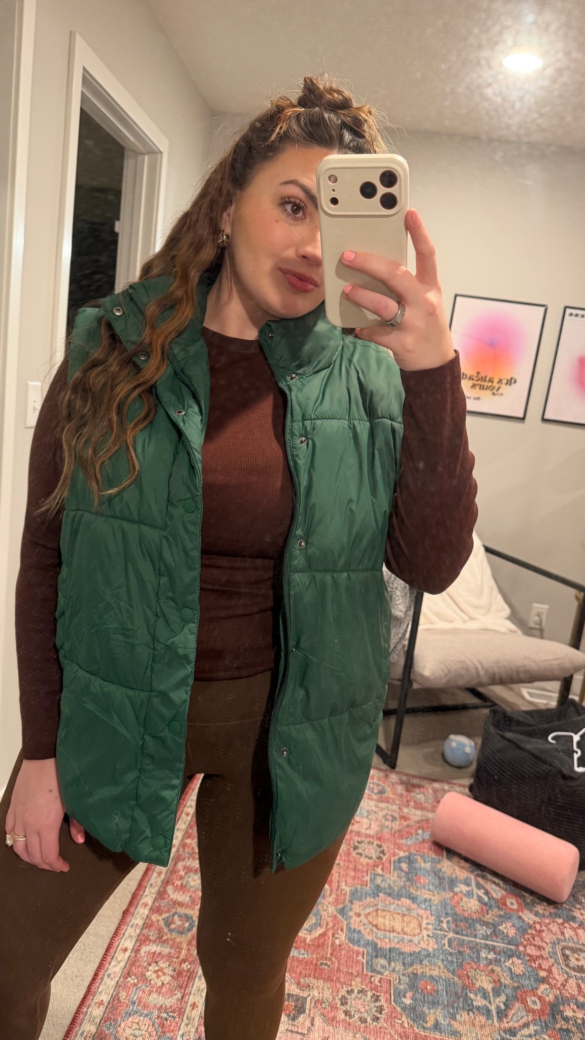 Hot mom inexpensive ootd 

#LTKootd #LTKMidsize #LTKmomlife