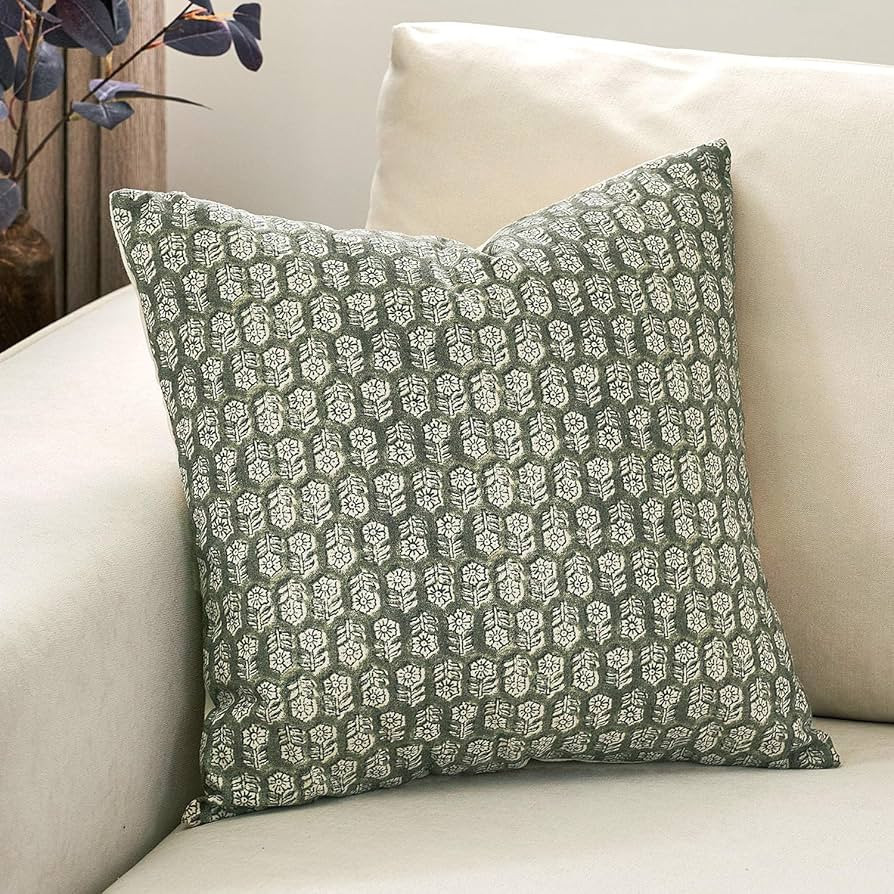 DOMVITUS 18x18 Pillow Cover, Floral Pillow Covers, Couch Pillows for Living Room, Decorative Farm... | Amazon (US)