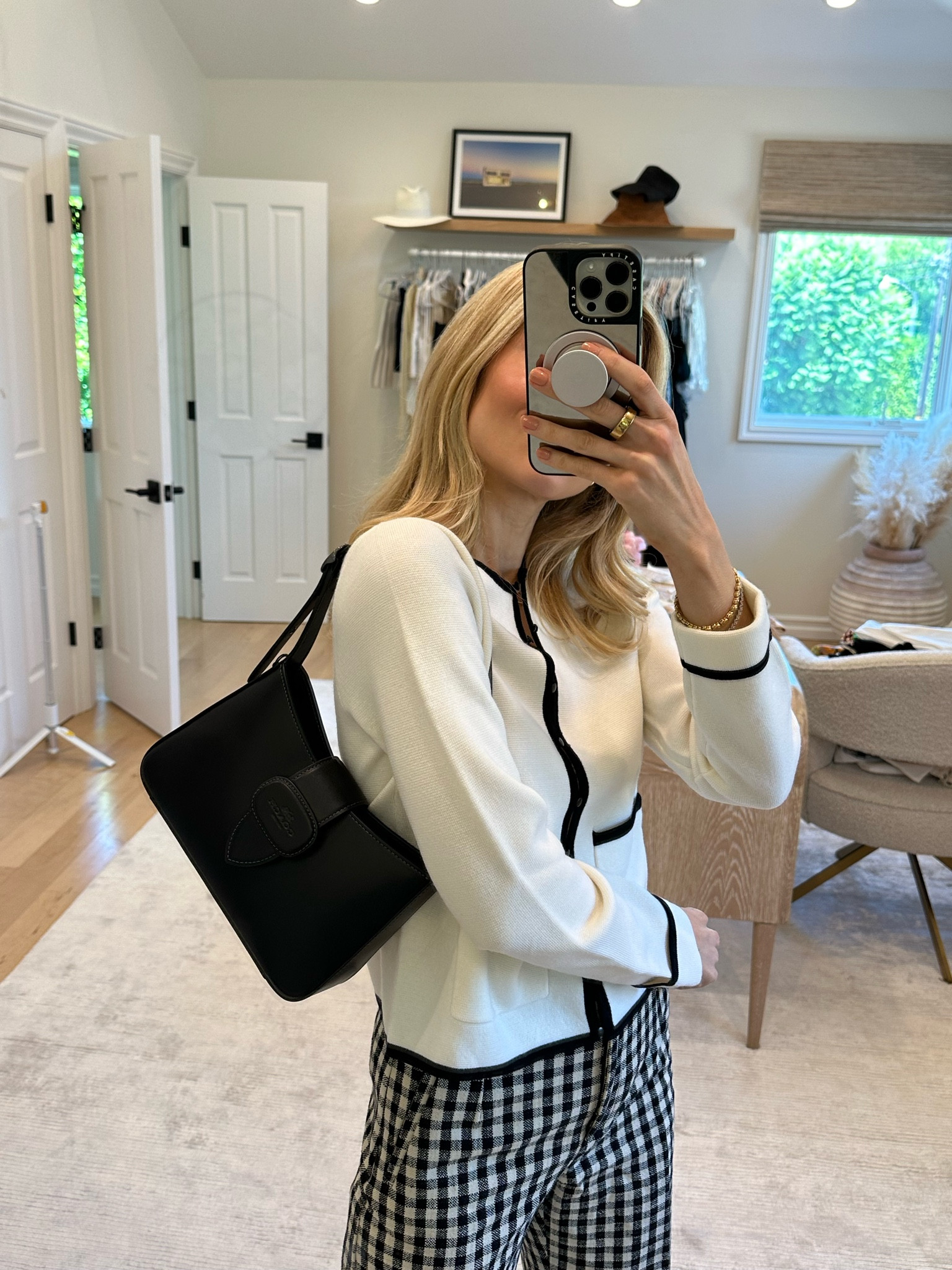 【INCHANT ME】[Pouch SET] LeCella Leather Shoulder Bag INCHANT ME】[Pouch SET] LeCella Leather Shoulder Bag