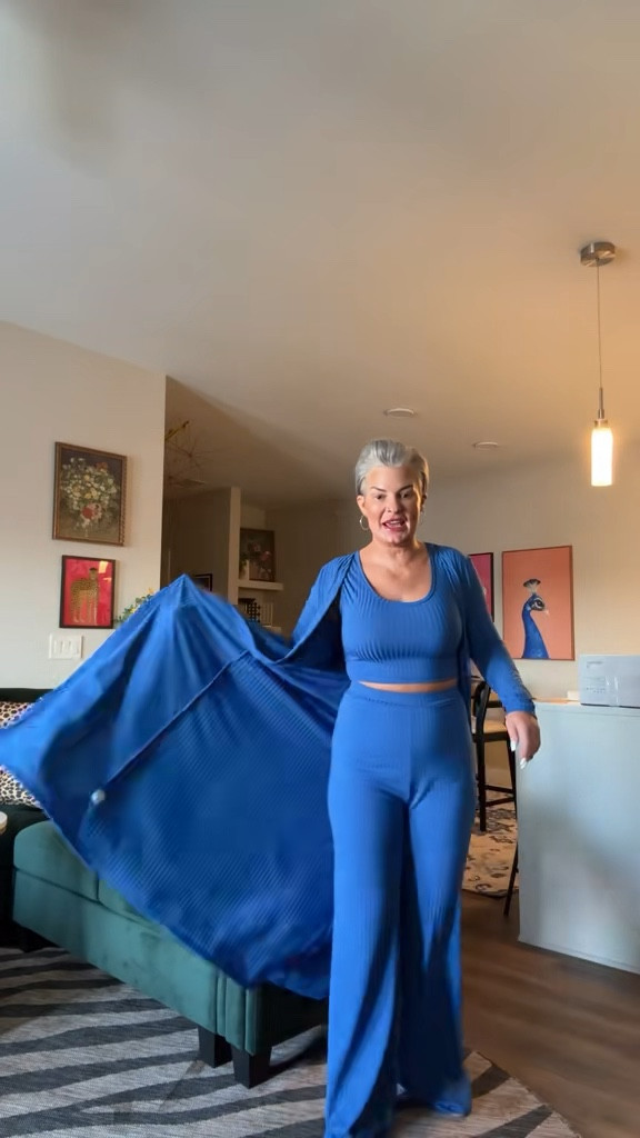 Another 3 Piece Suit, if you will.  My 24 hour set.  This one is for the tall girlies.

#LTKootd #LTKvlog #LTKgrwm